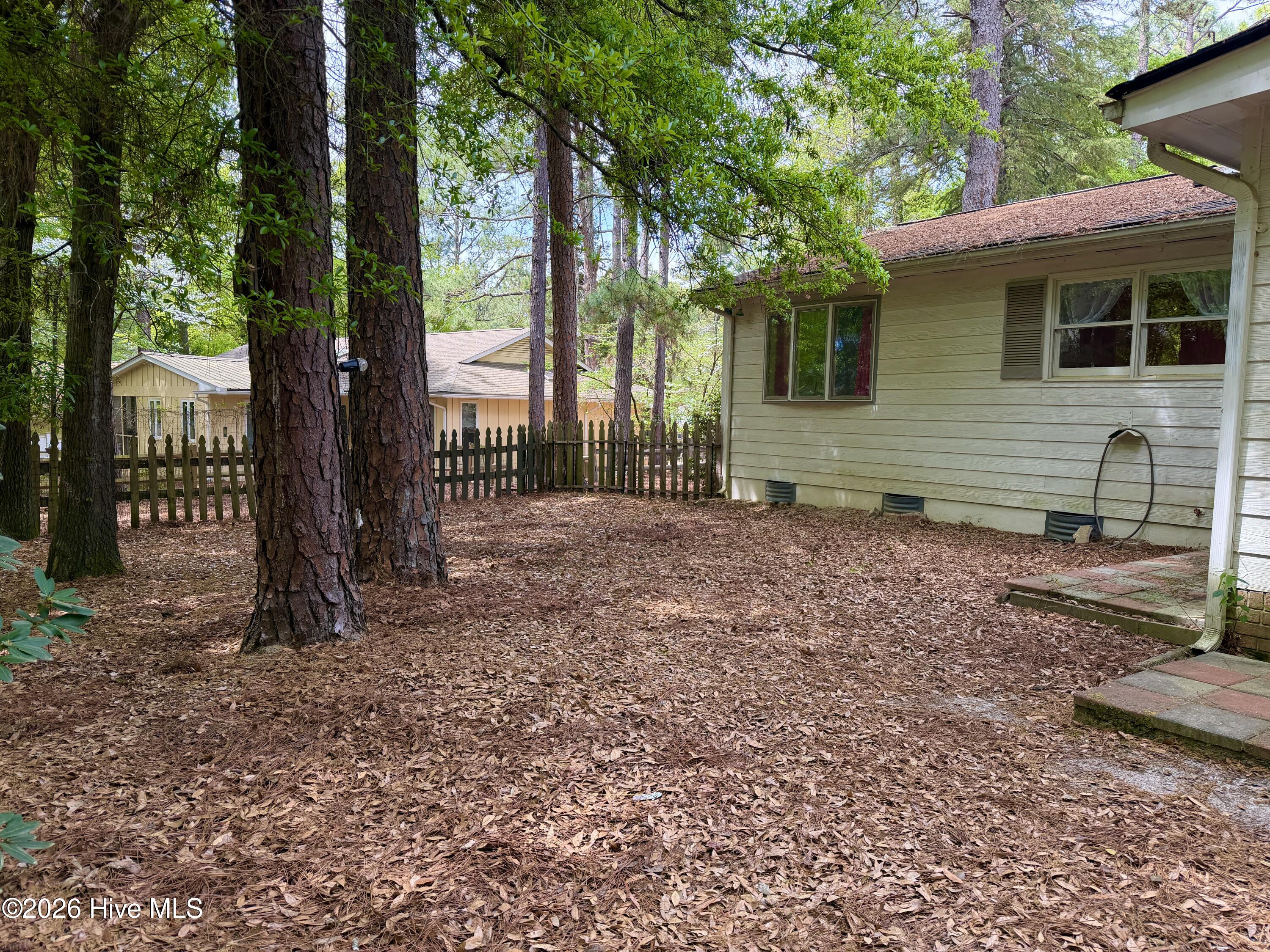 20 Merion Circle Property Photo 22