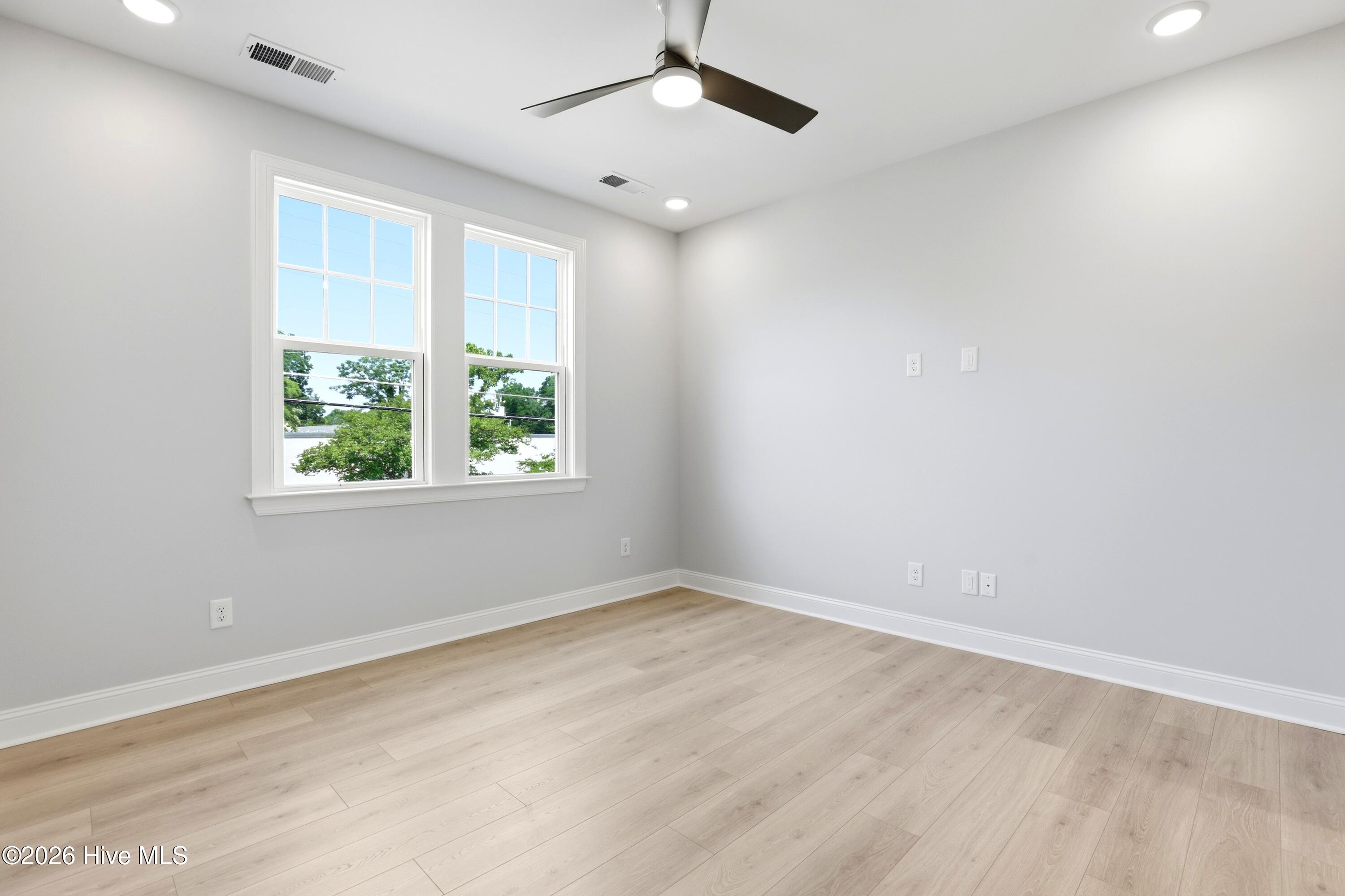 510 Mcrae Street 102 Property Photo 24