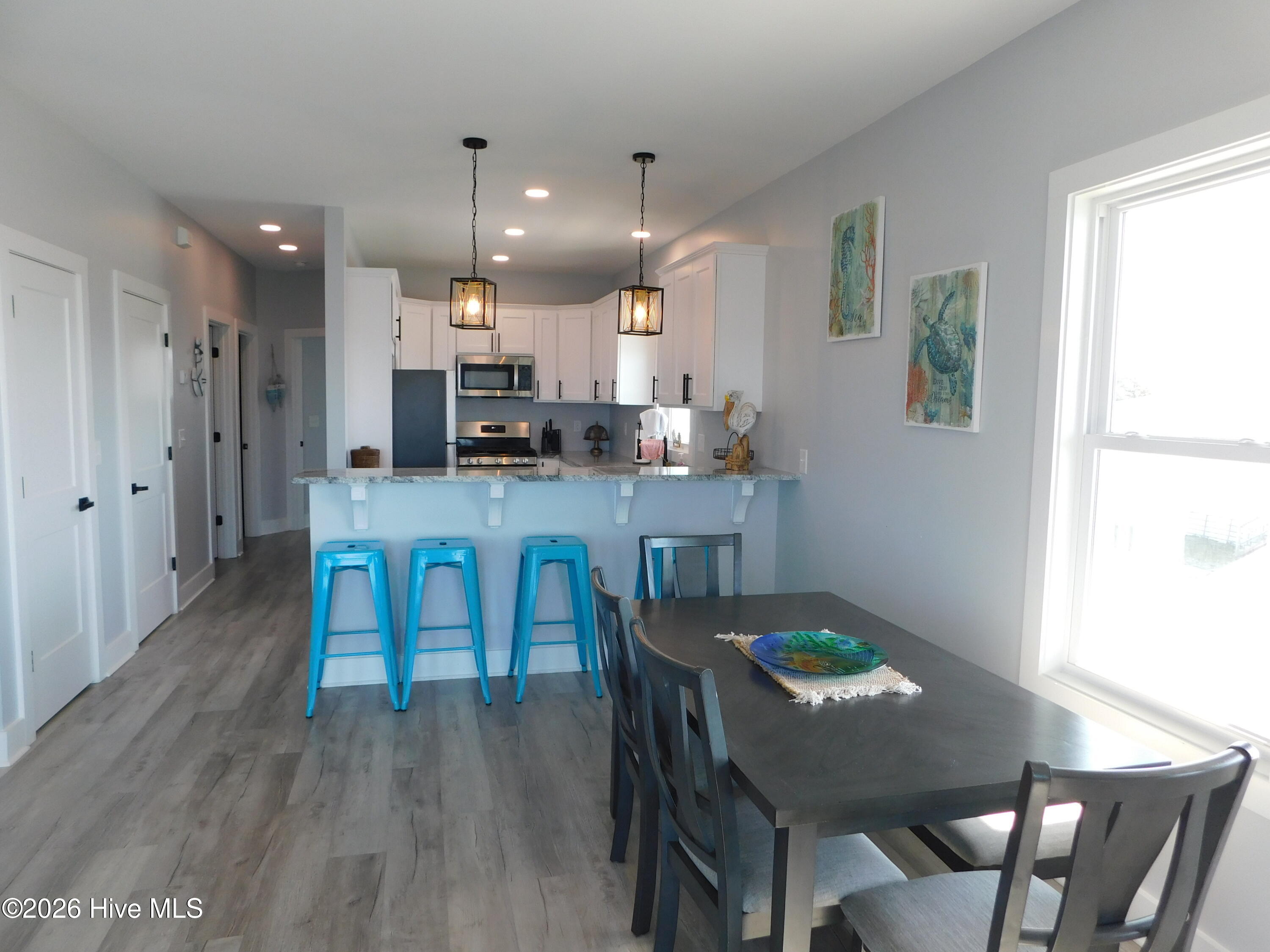142 S Ferry Dock Road C Property Photo 2