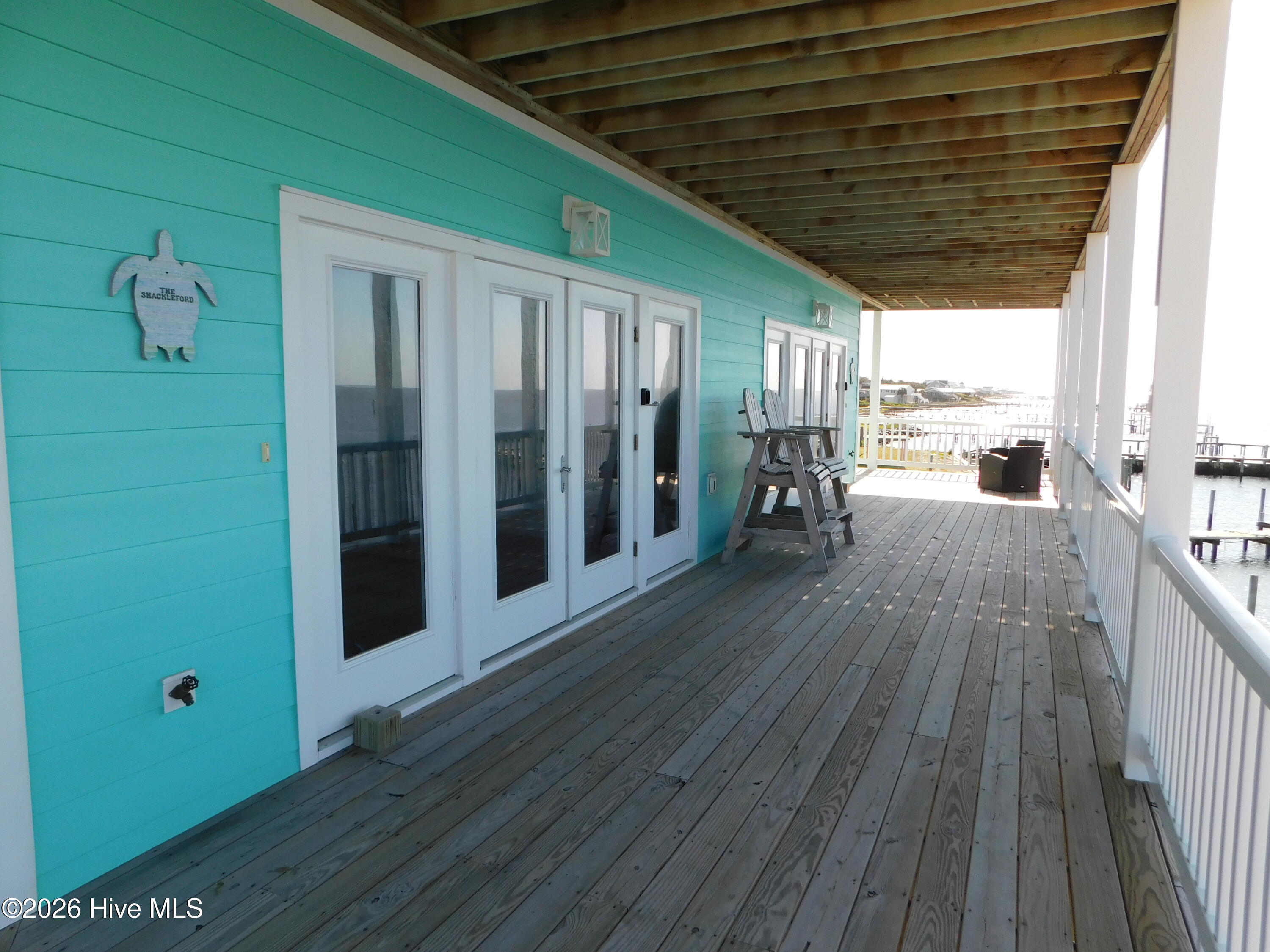 142 S Ferry Dock Road B Property Photo 2