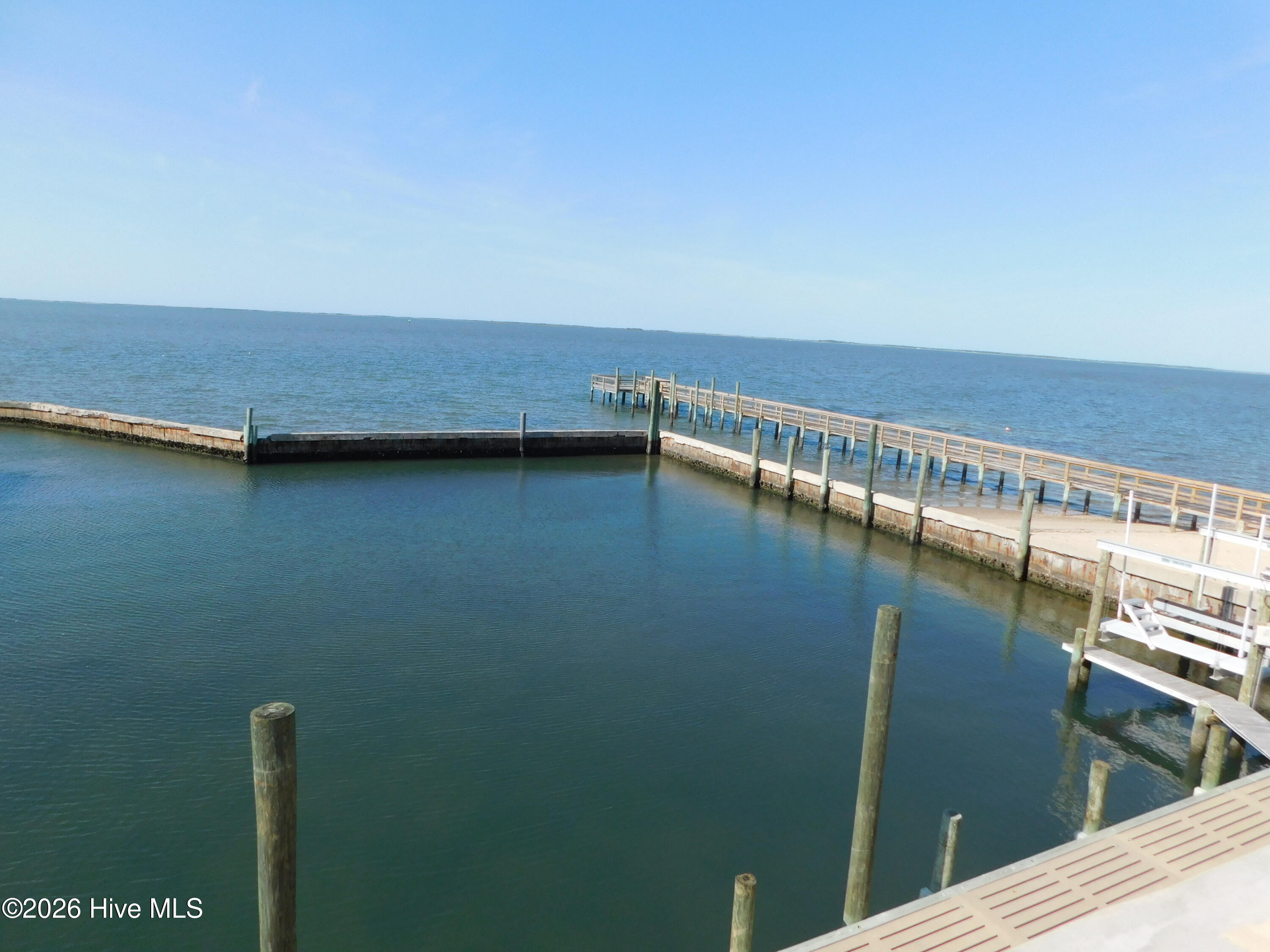 142 S Ferry Dock Road B Property Photo 11