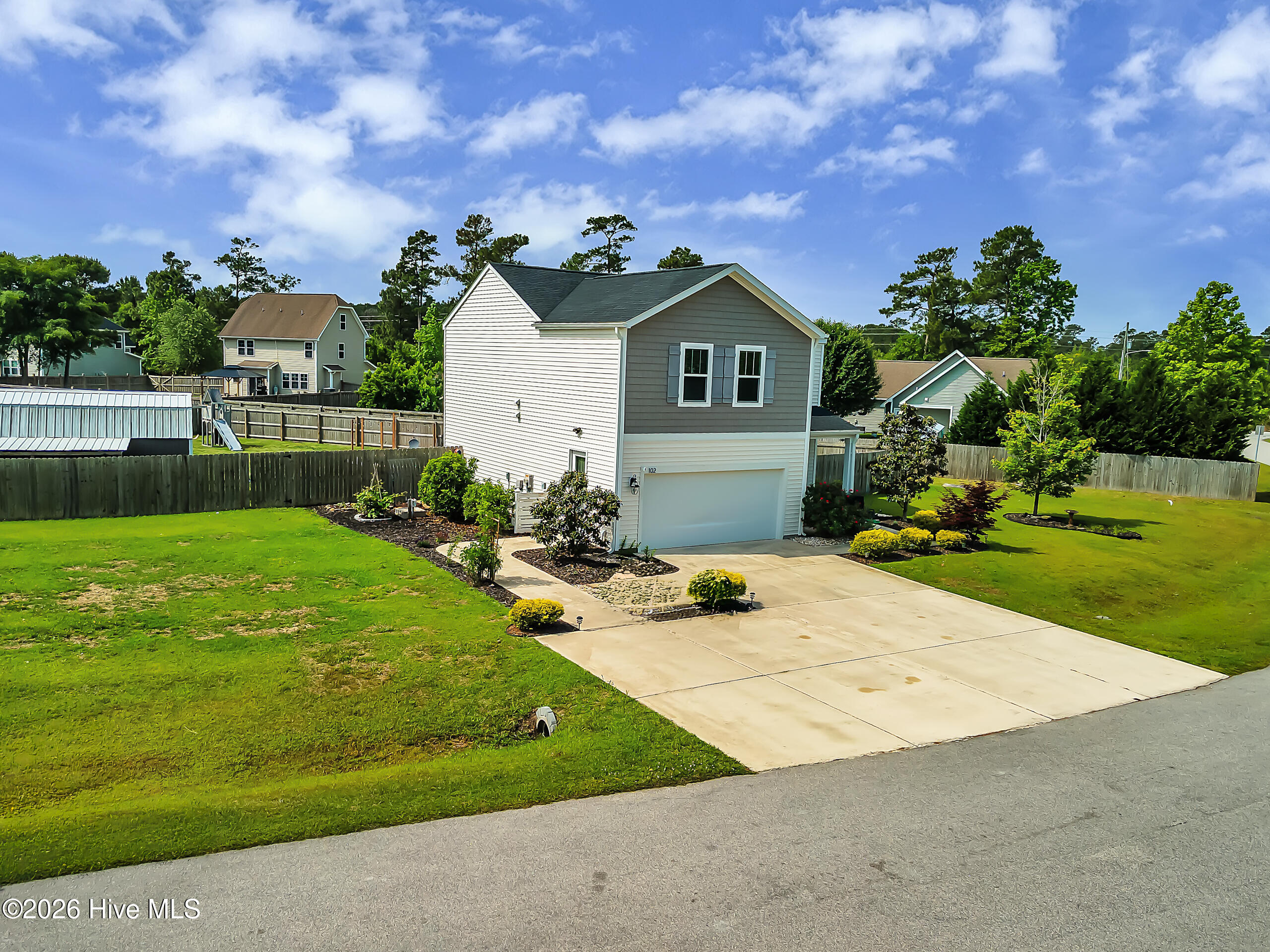 102 Tralee Place Property Photo 2