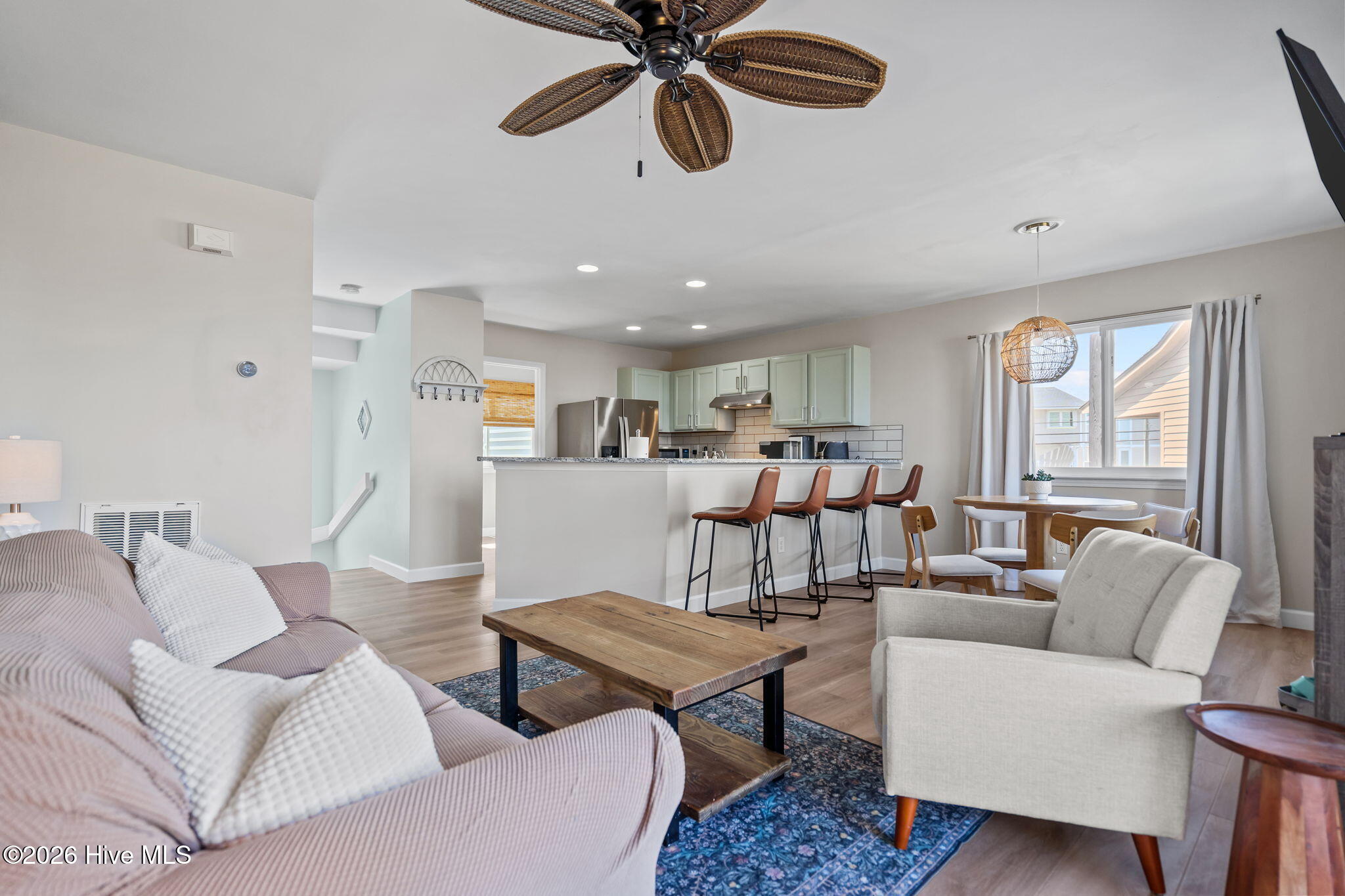 1412 Canal Drive Apt C Property Photo 11