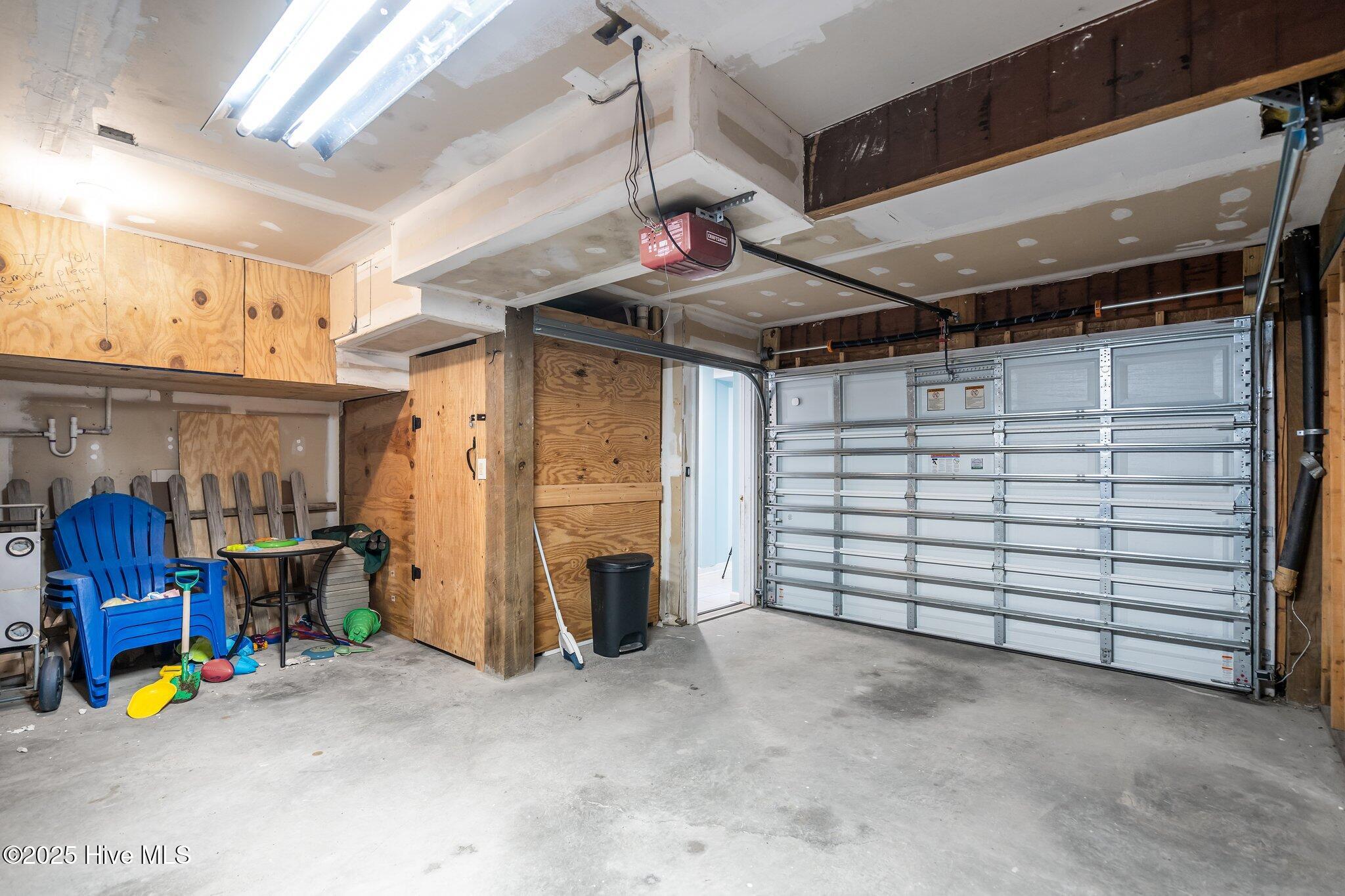 1412 Canal Drive Apt C Property Photo 37