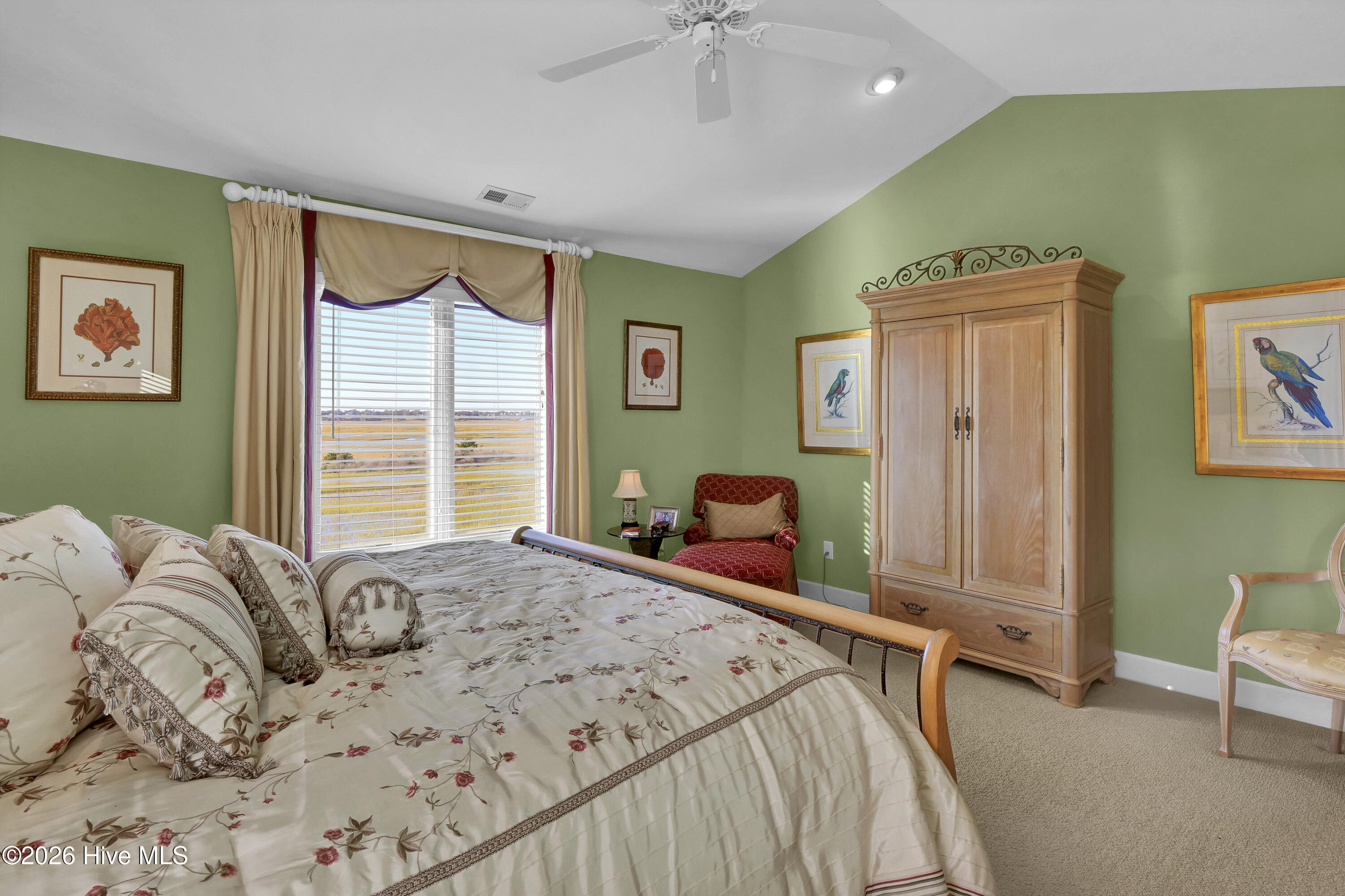 2509 N Lumina Avenue N Property Photo 41