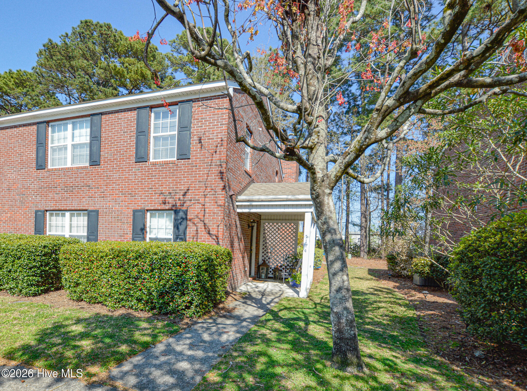 5114 Lamppost Circle Property Photo 1