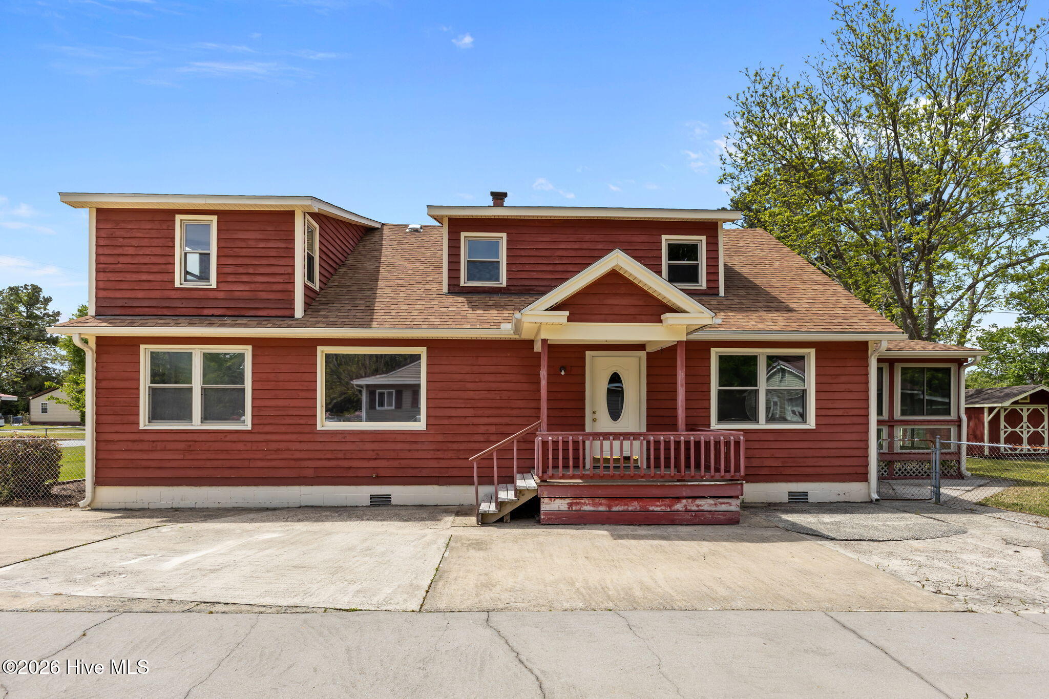 107 Dogwood Street Property Photo 1