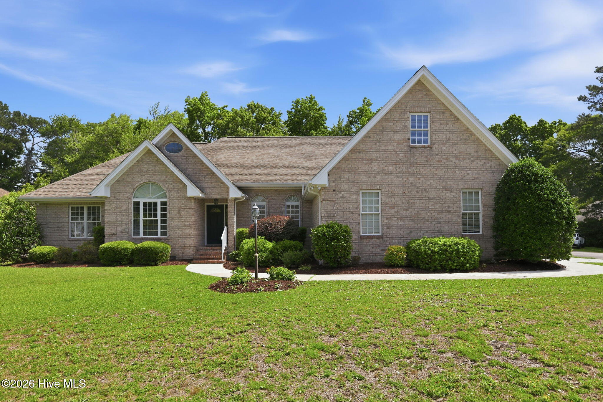 411 Oakmont Drive Property Photo 1