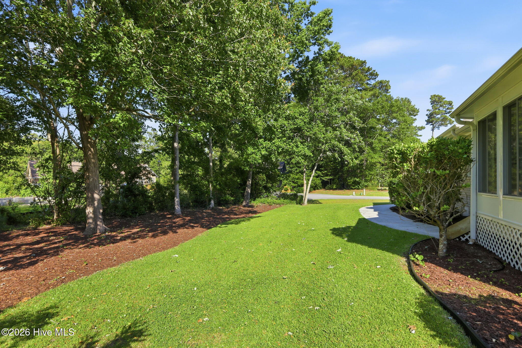 411 Oakmont Drive Property Photo 12