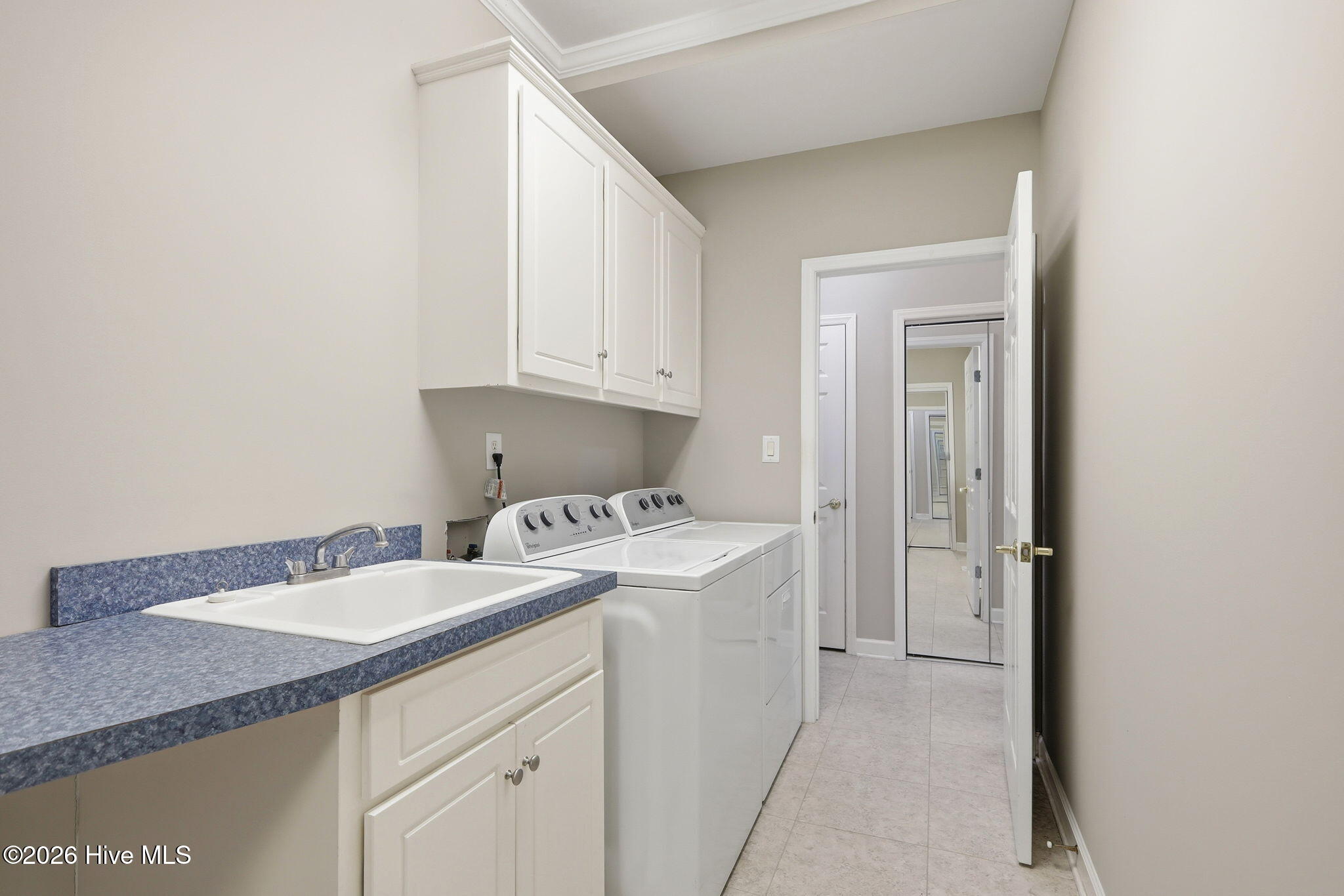411 Oakmont Drive Property Photo 43