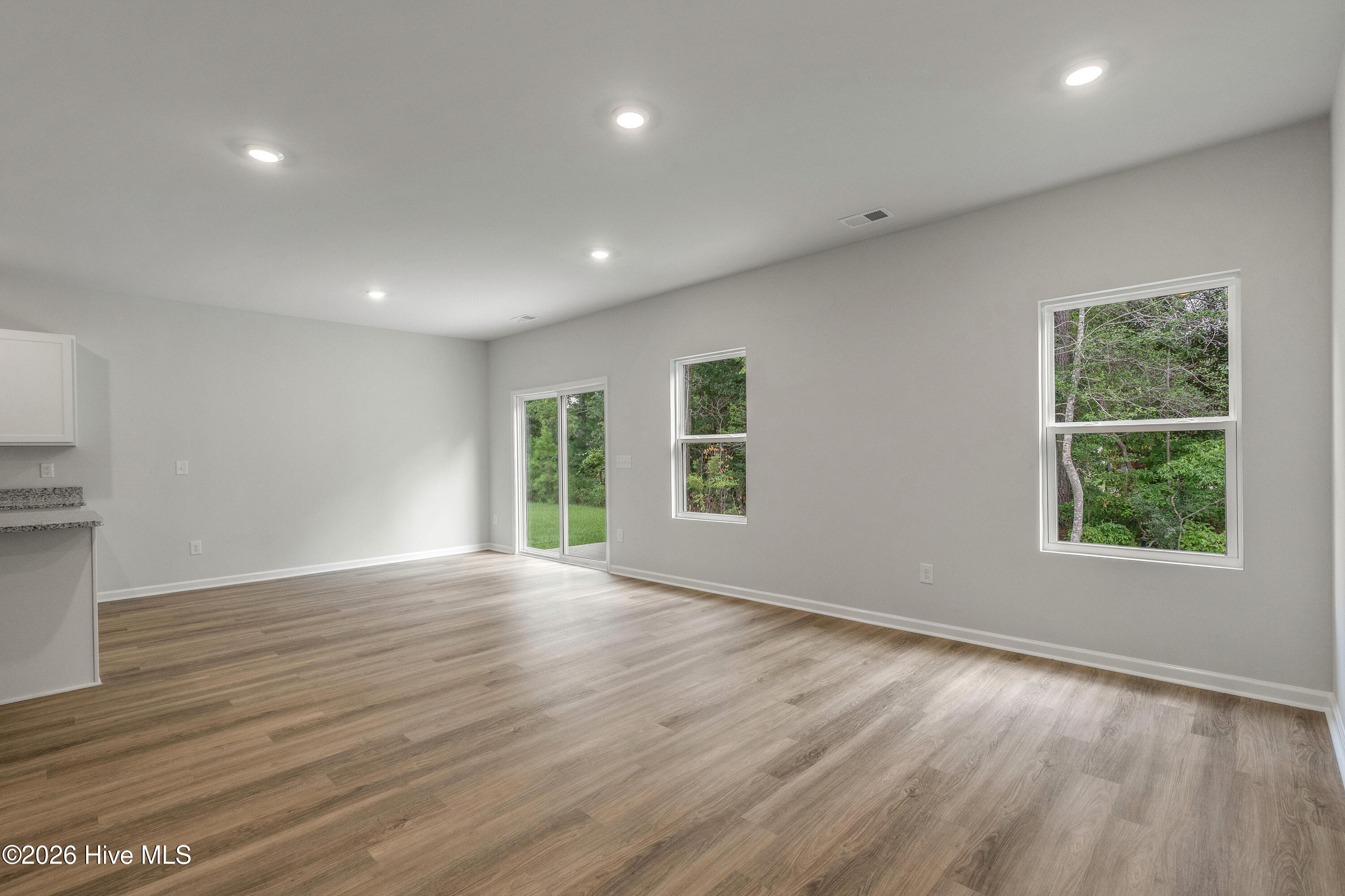 7138 Woodline Drive Sw Property Photo 14