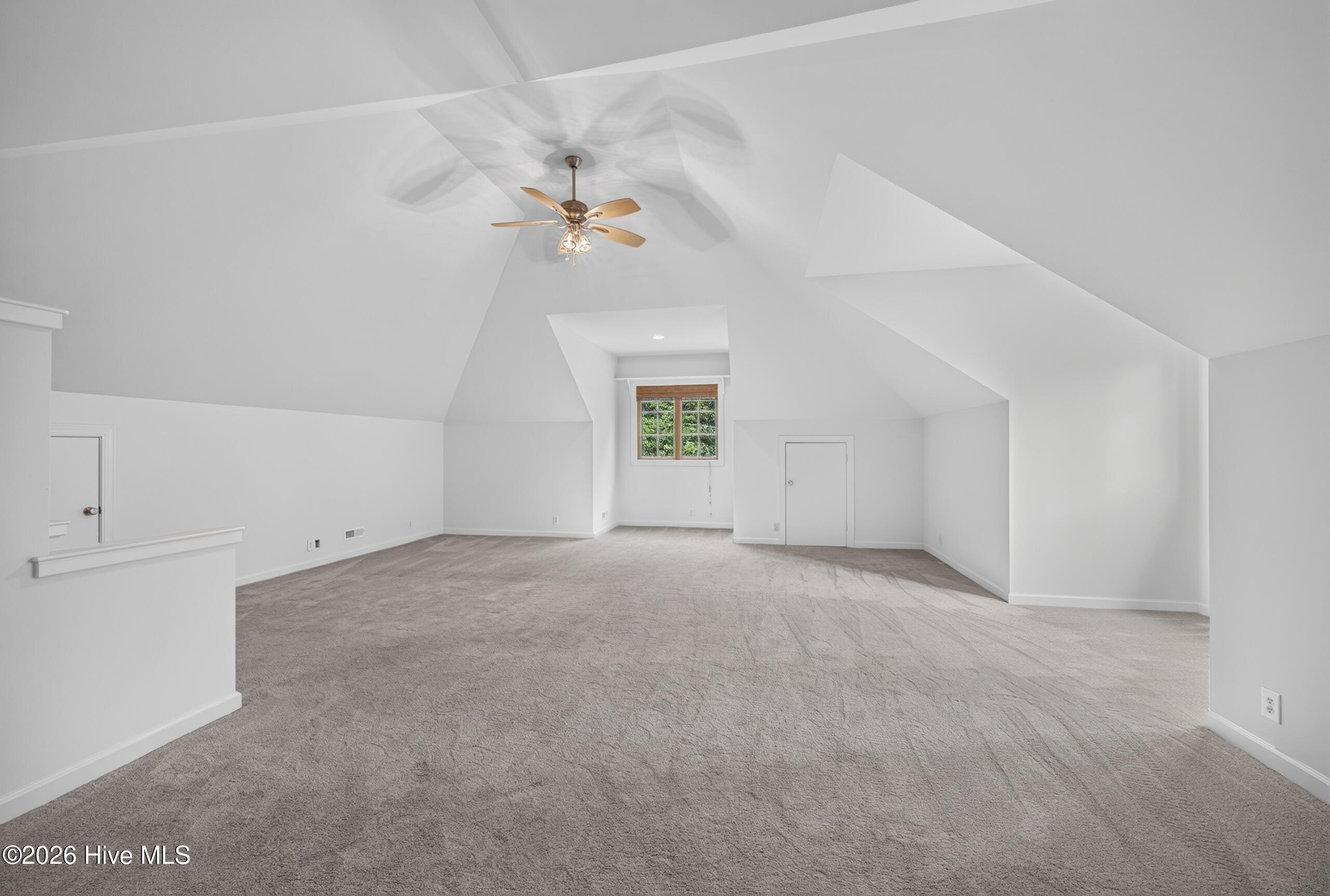211 Beech Point Boulevard Property Photo 31