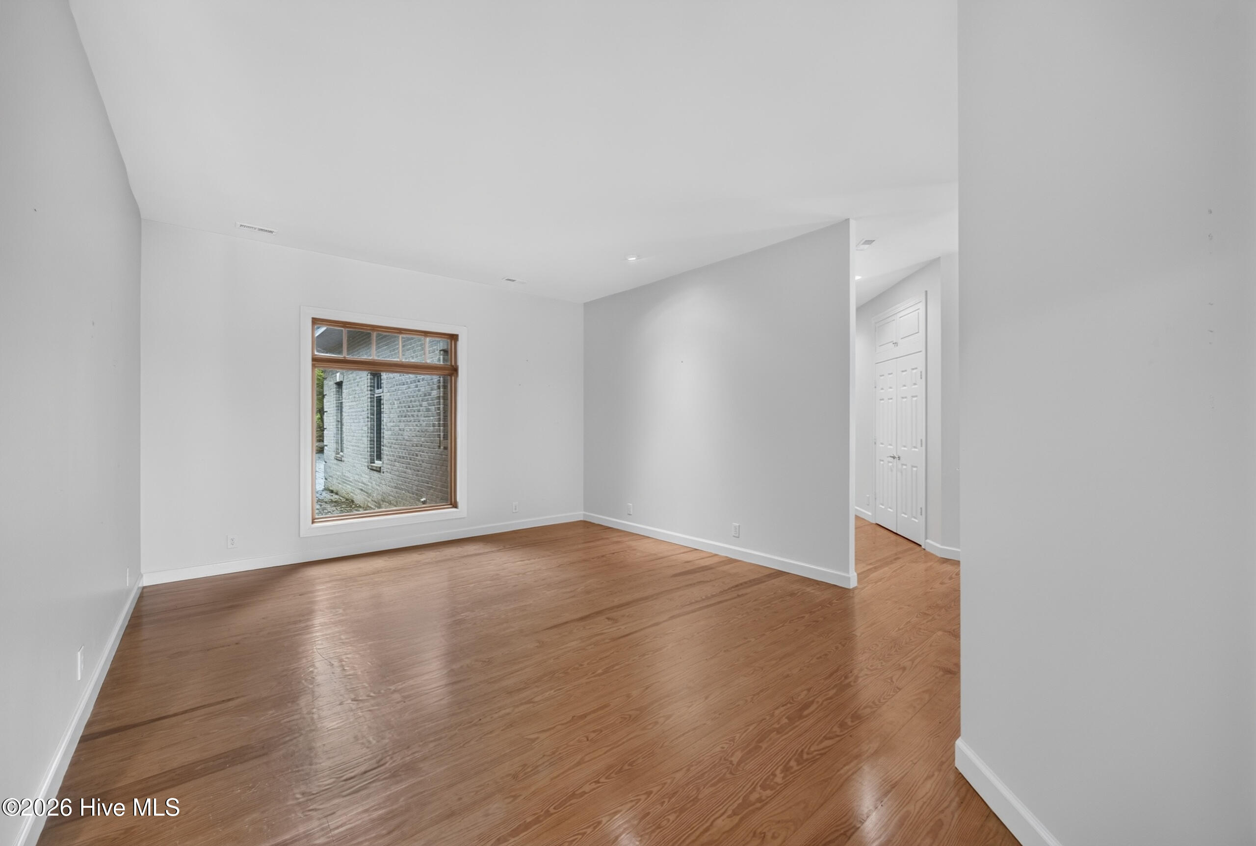211 Beech Point Boulevard Property Photo 43