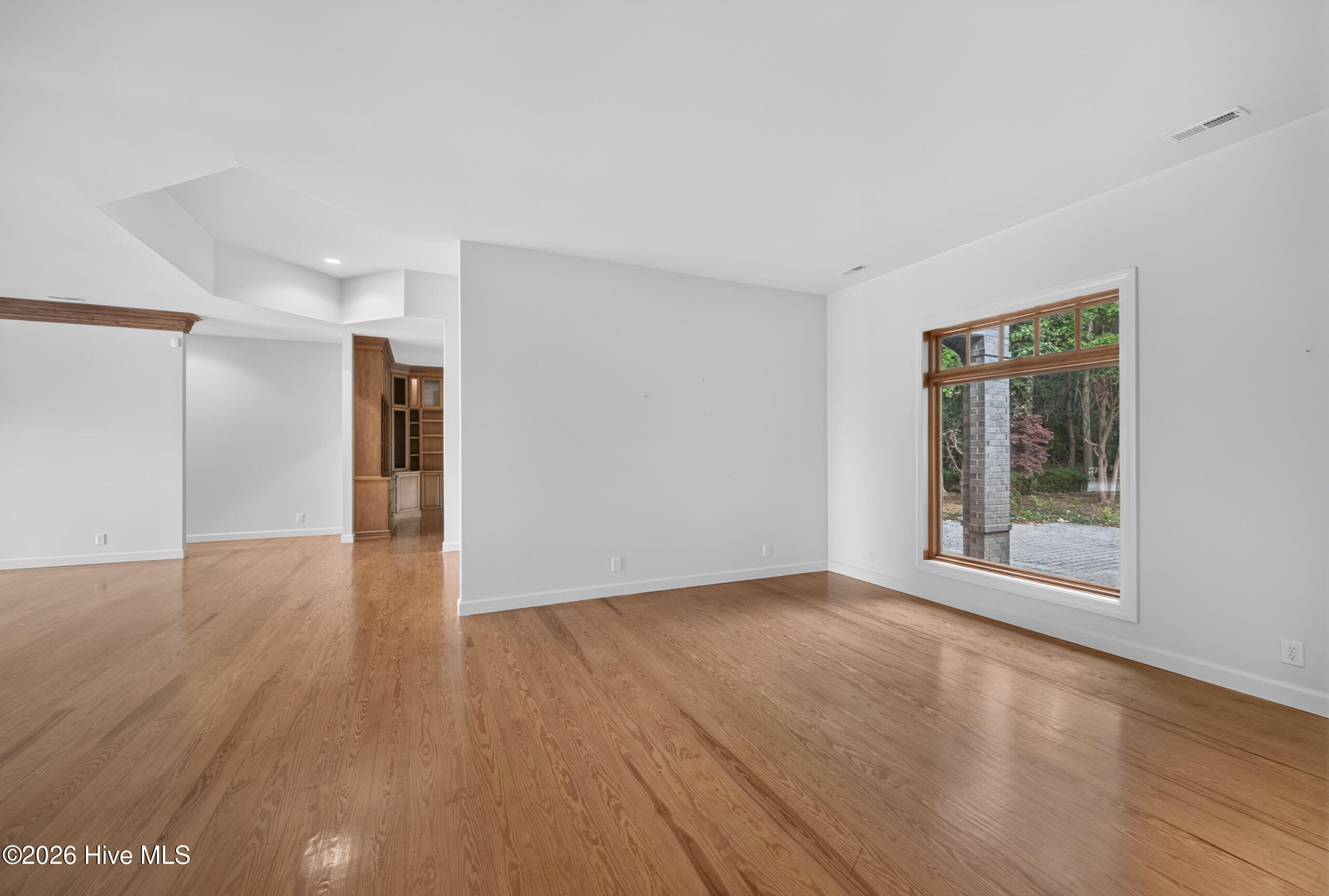 211 Beech Point Boulevard Property Photo 44