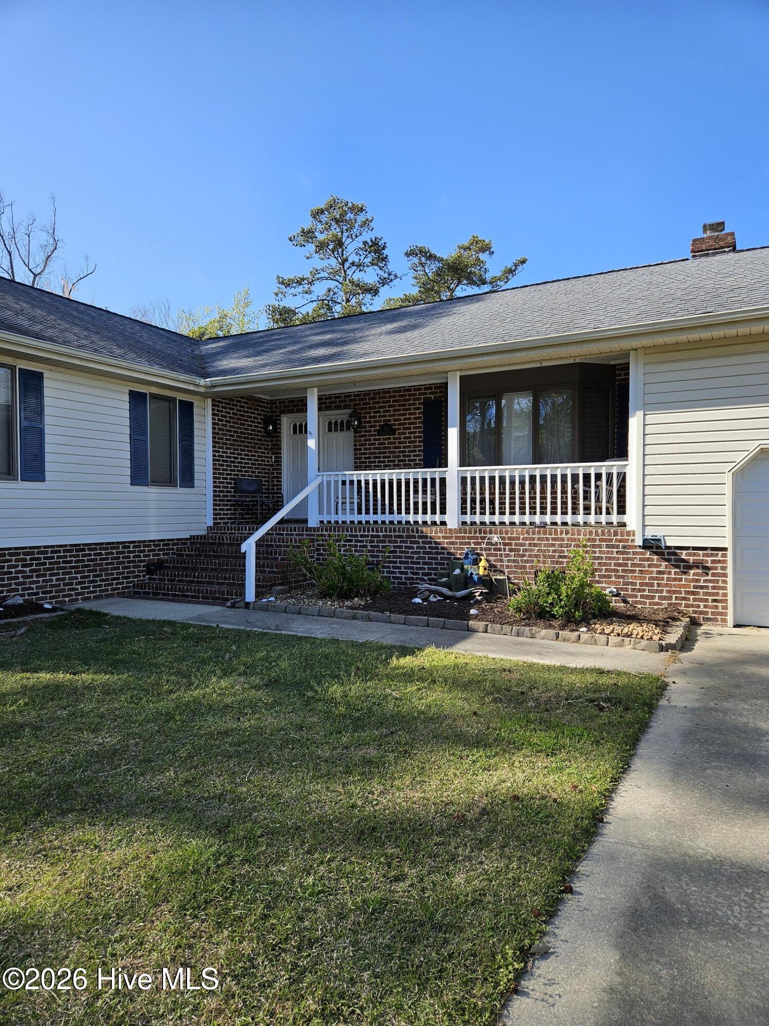 104 Windwood Drive Property Photo 3