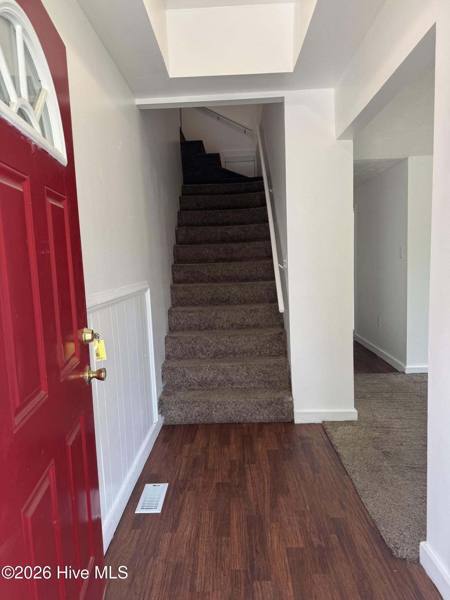 112 2nd Street Property Photo 10