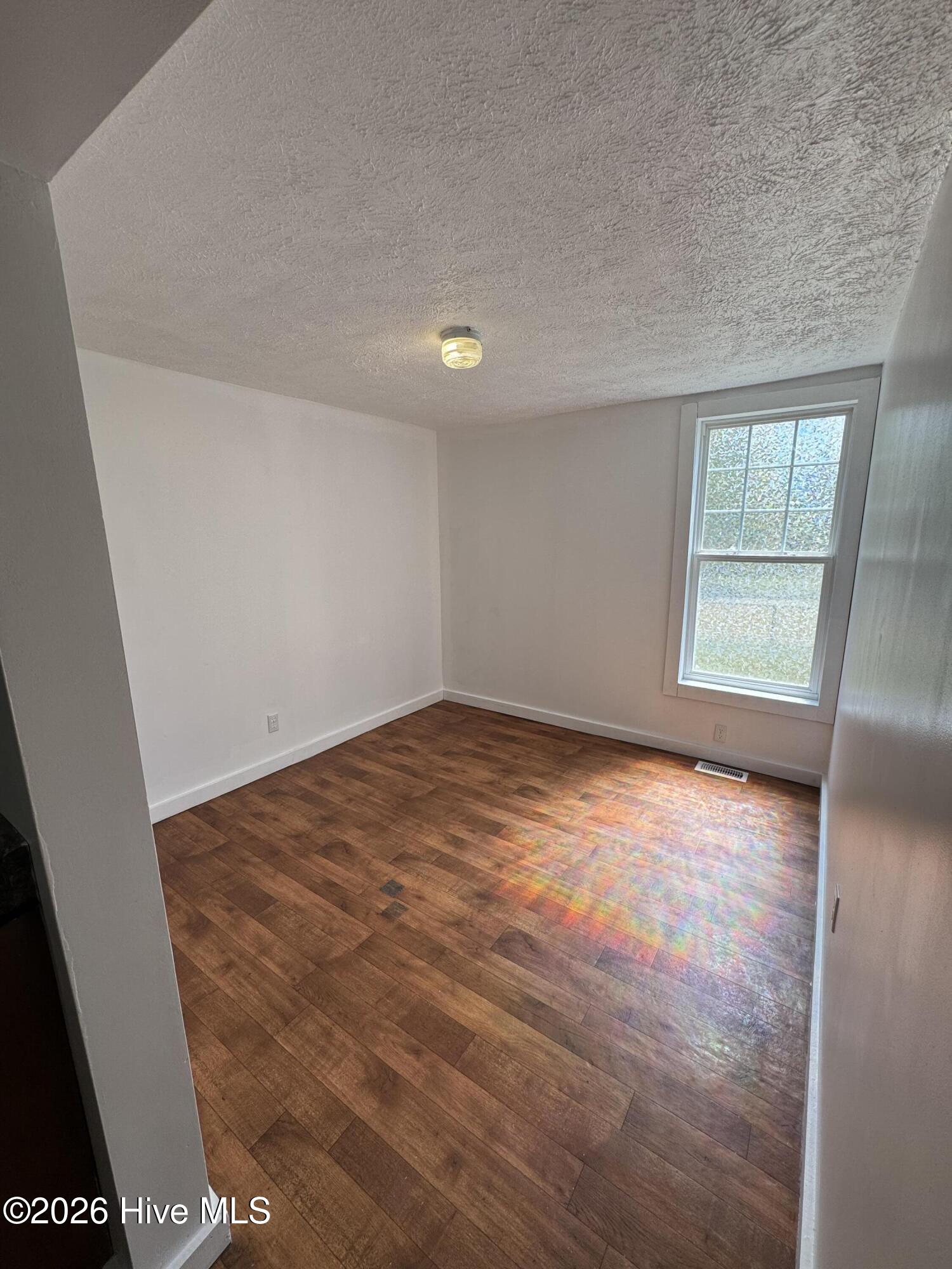 112 2nd Street Property Photo 18