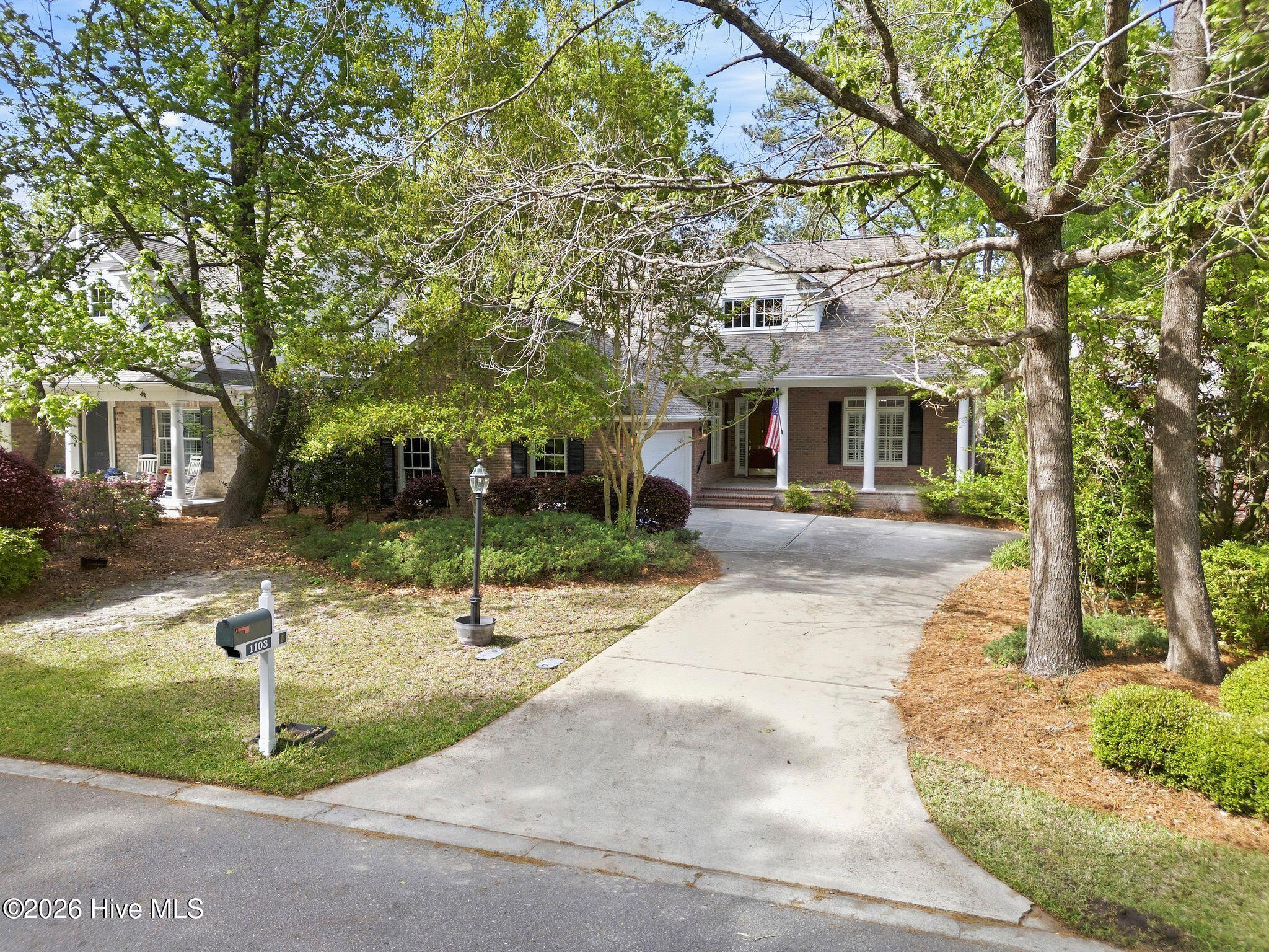 1103 Congressional Lane Property Photo 5