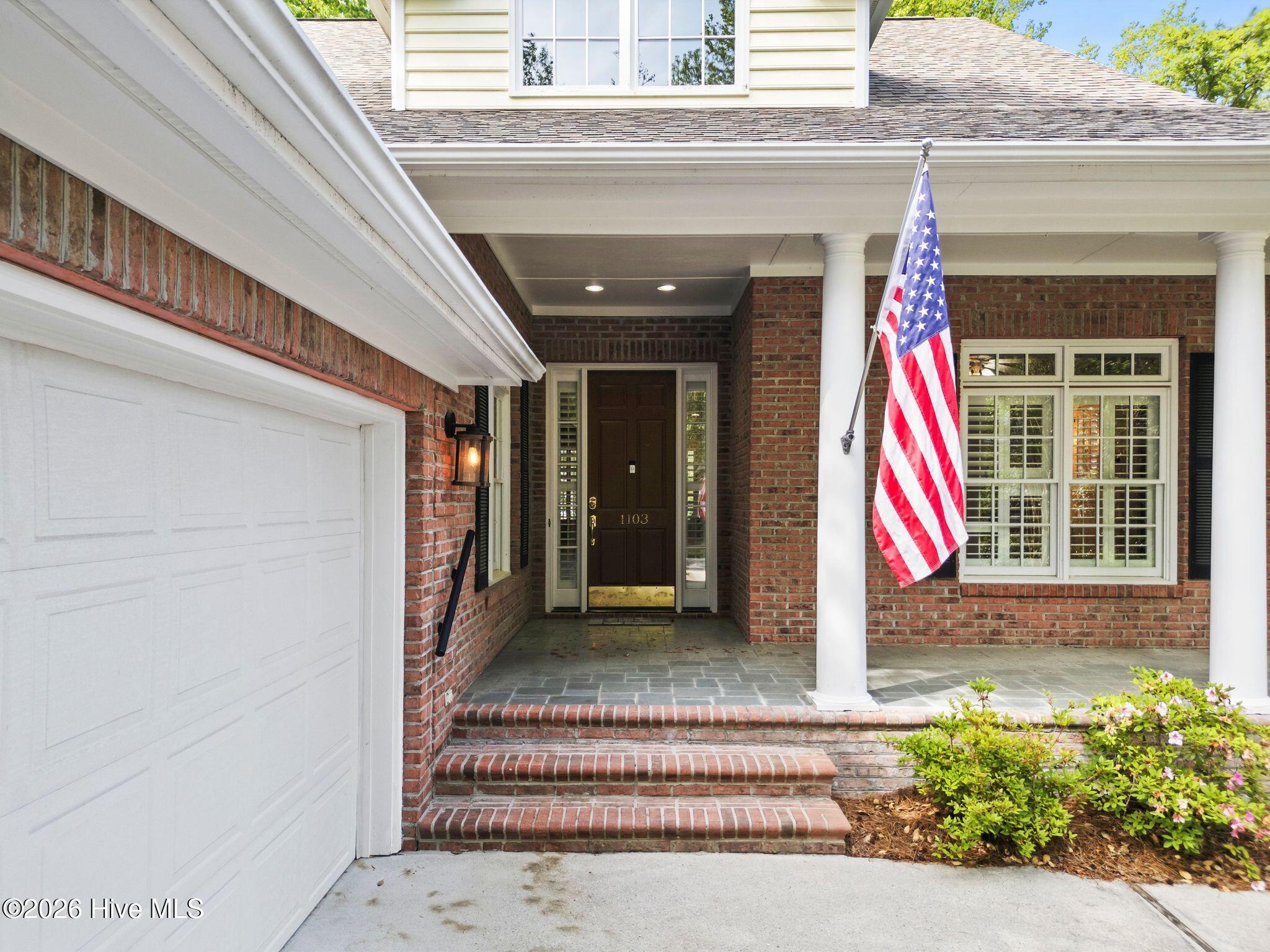 1103 Congressional Lane Property Photo 6