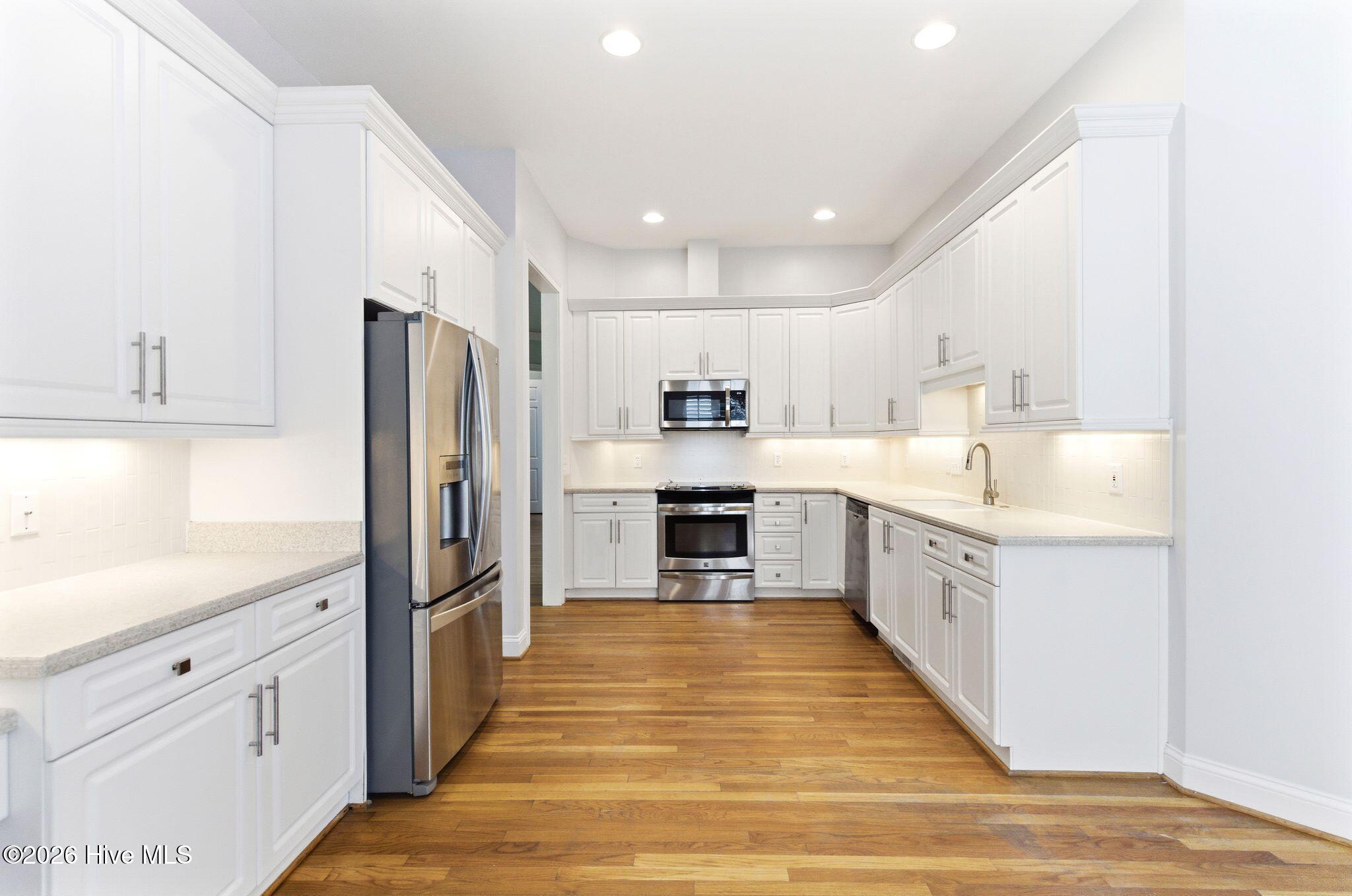 1103 Congressional Lane Property Photo 15
