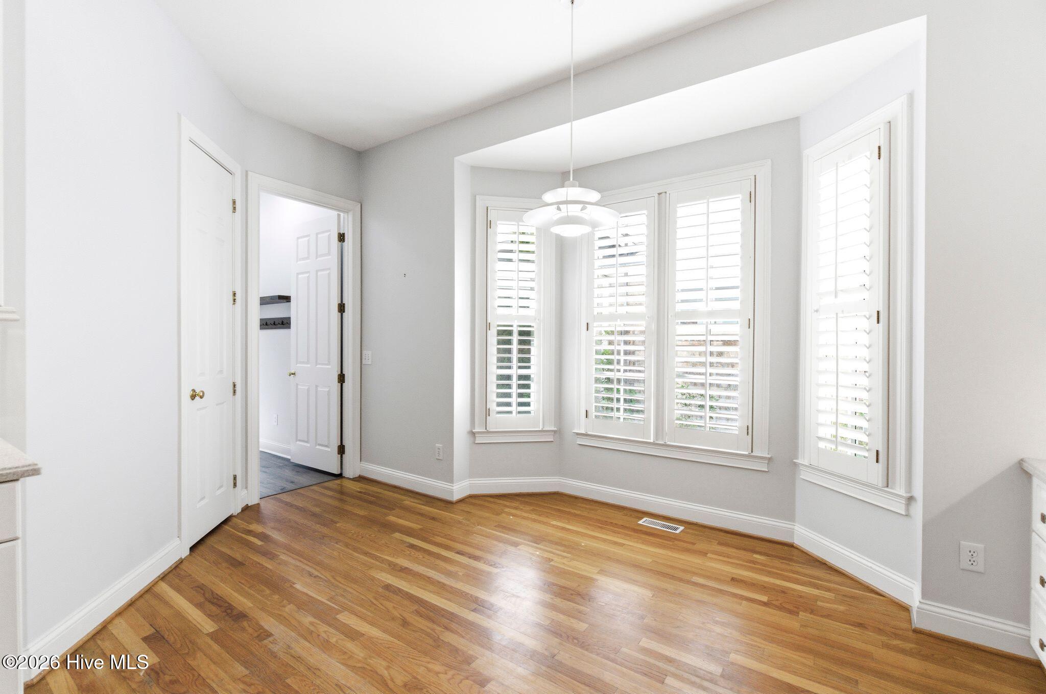 1103 Congressional Lane Property Photo 20