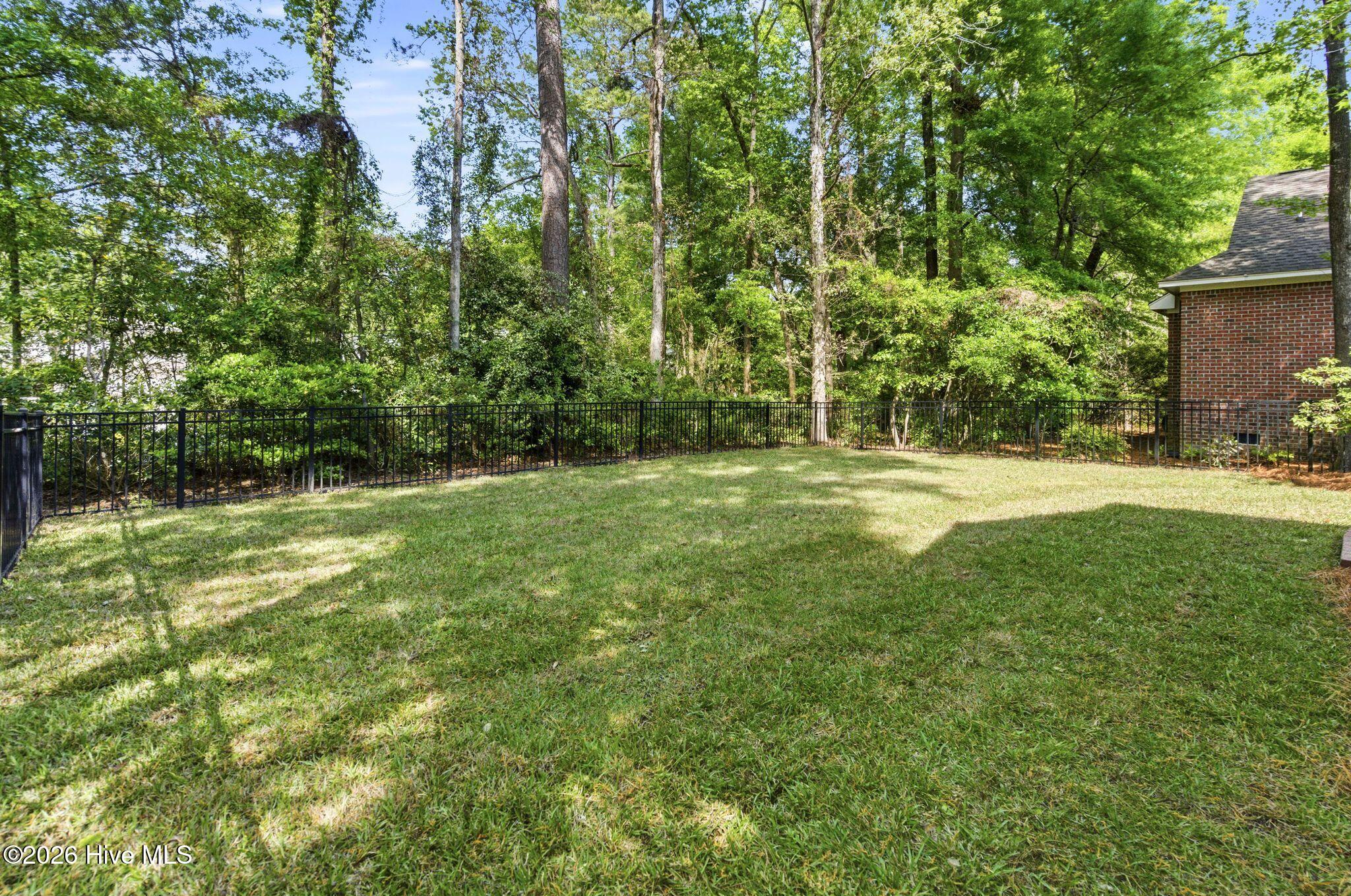 1103 Congressional Lane Property Photo 54
