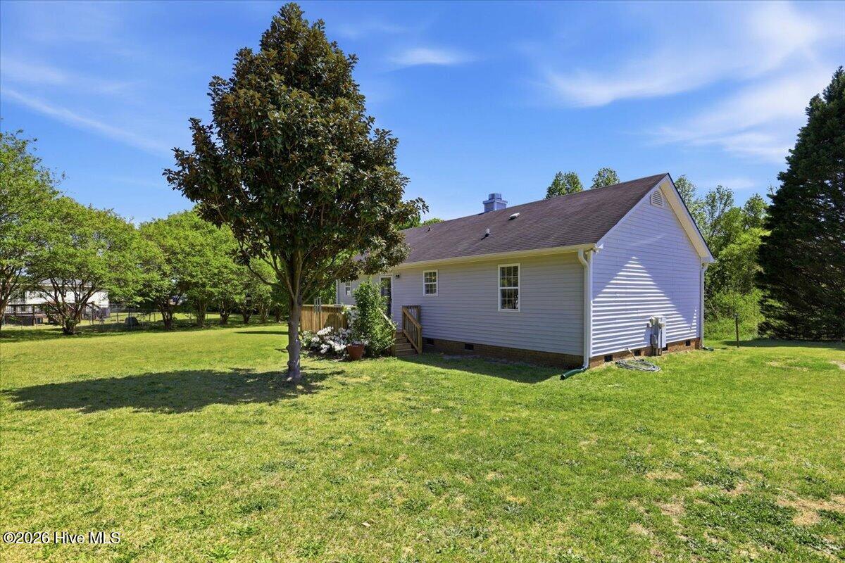 200 Amber Lane Property Photo 6
