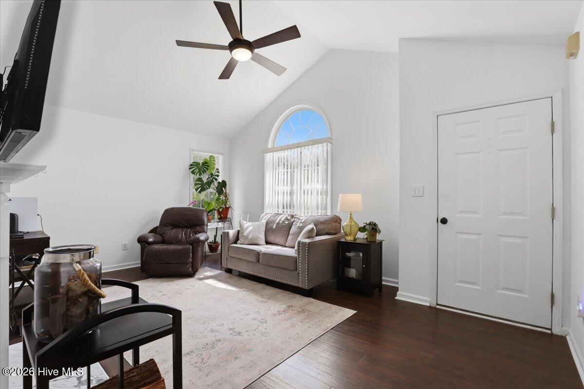 200 Amber Lane Property Photo 13