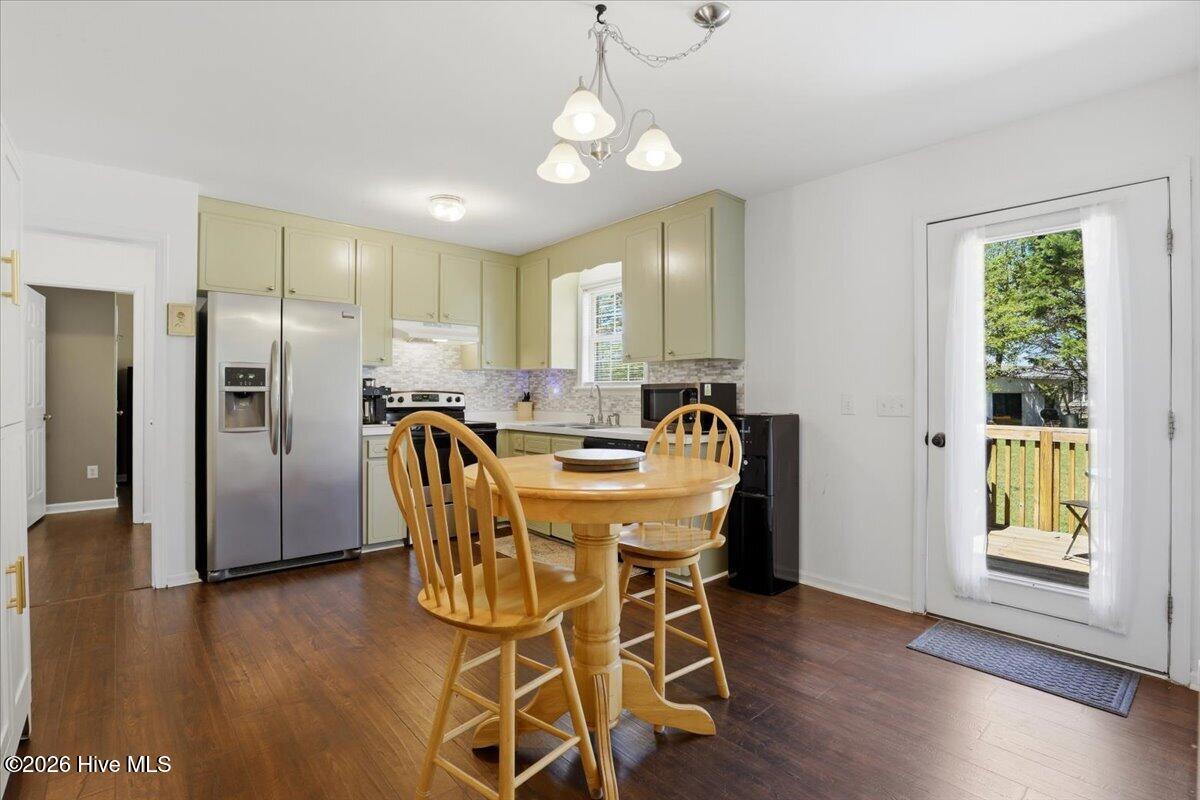 200 Amber Lane Property Photo 20