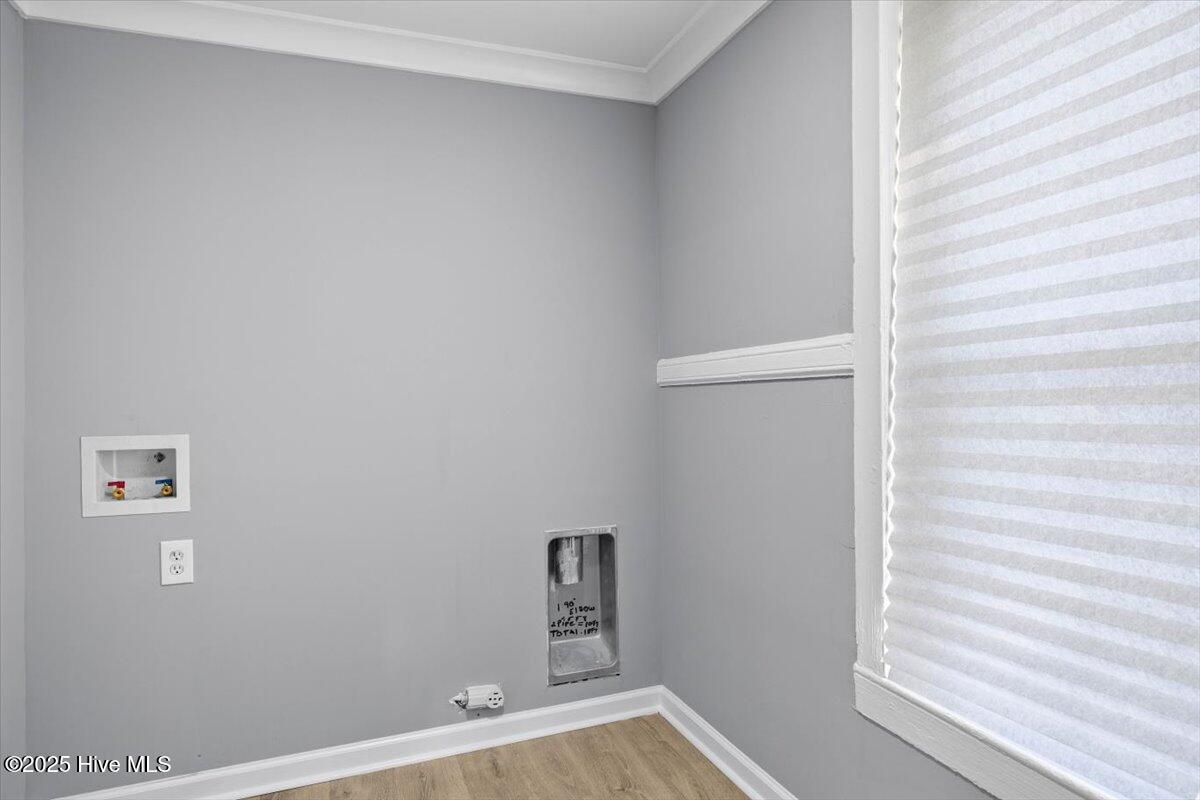 515 E Holly Street Property Photo 23