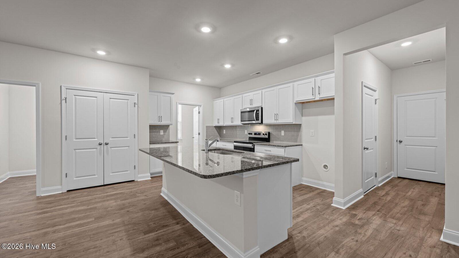 10650 Beard Way Property Photo 14
