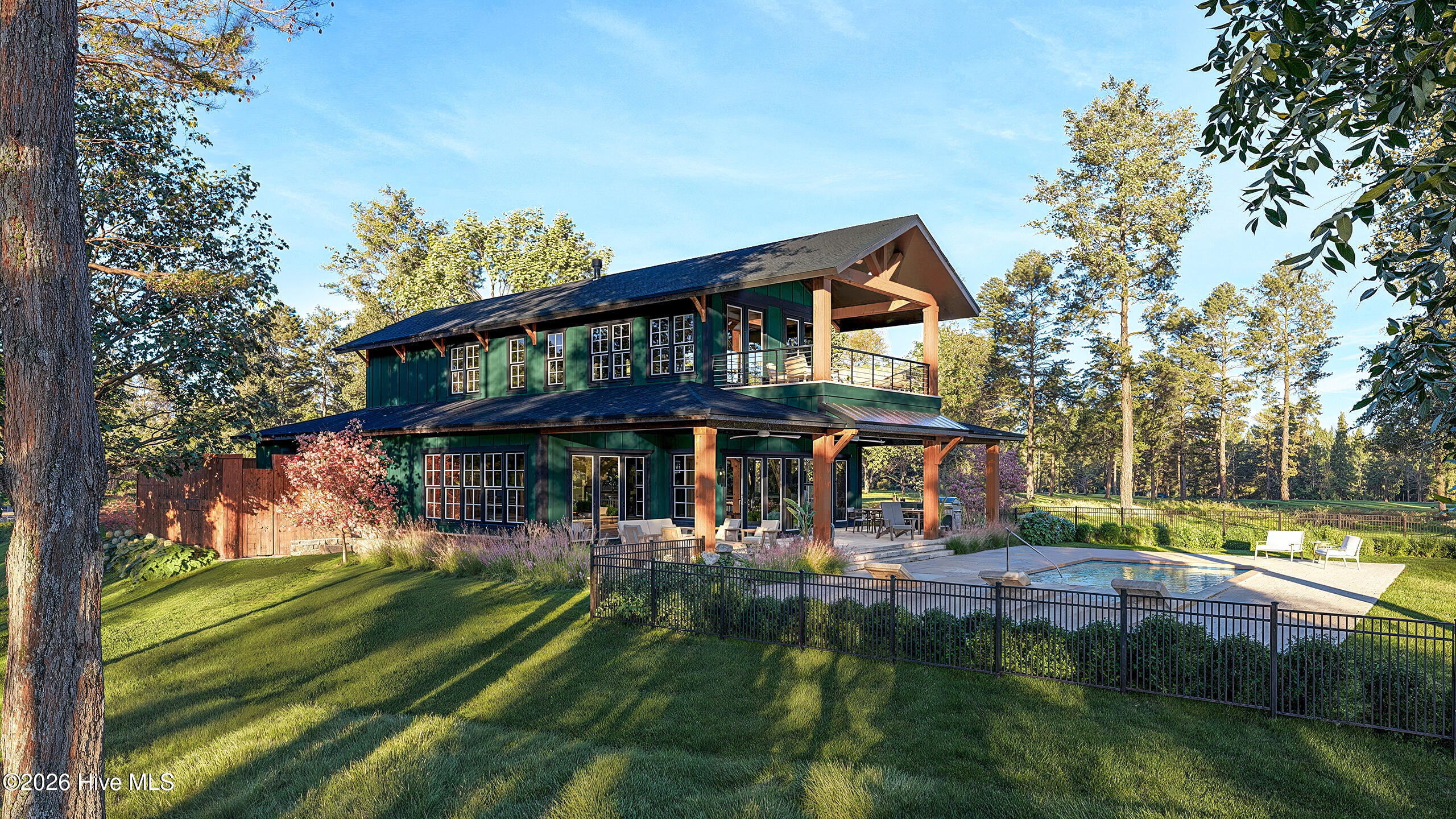 444 Cattle Drive Property Photo 3