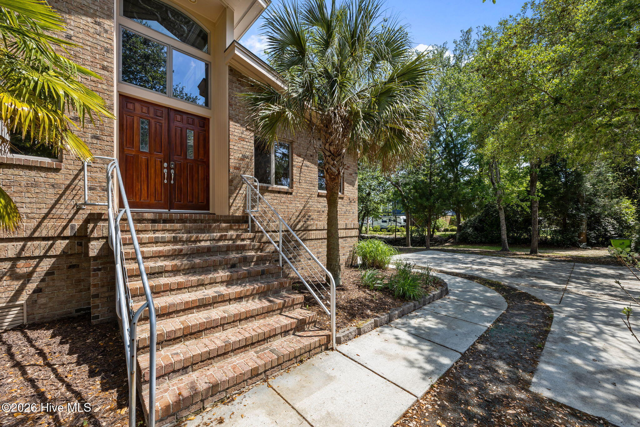 401 Harbor Drive Property Photo 2