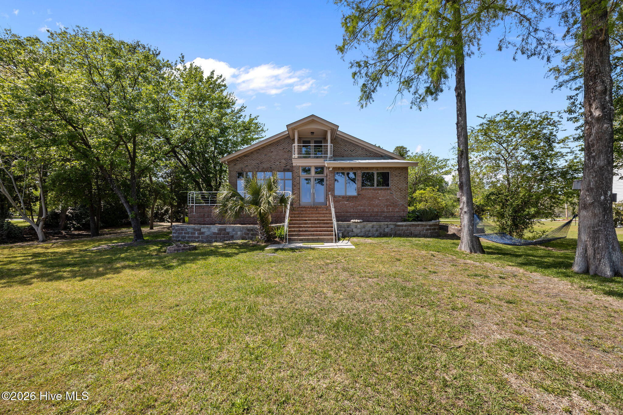 401 Harbor Drive Property Photo 6