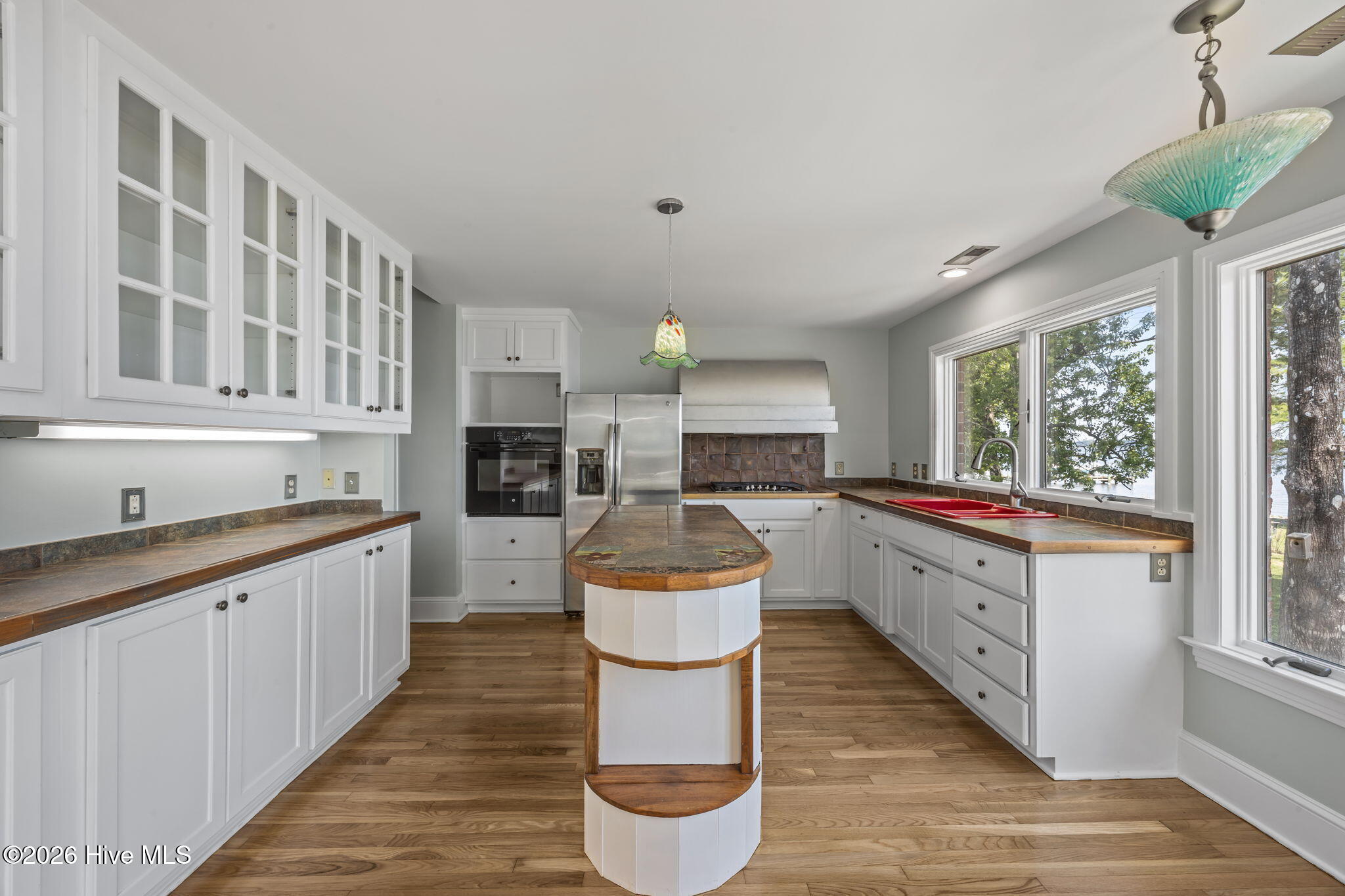 401 Harbor Drive Property Photo 24