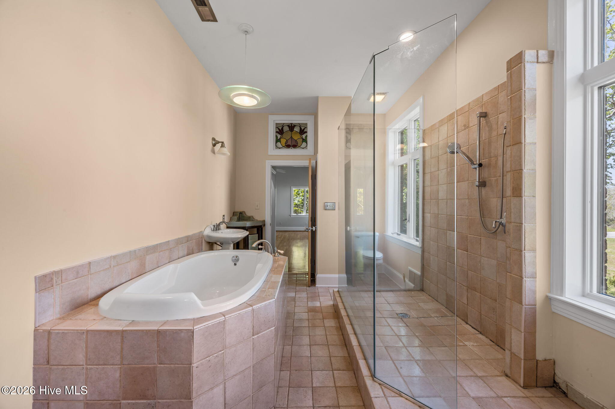 401 Harbor Drive Property Photo 29