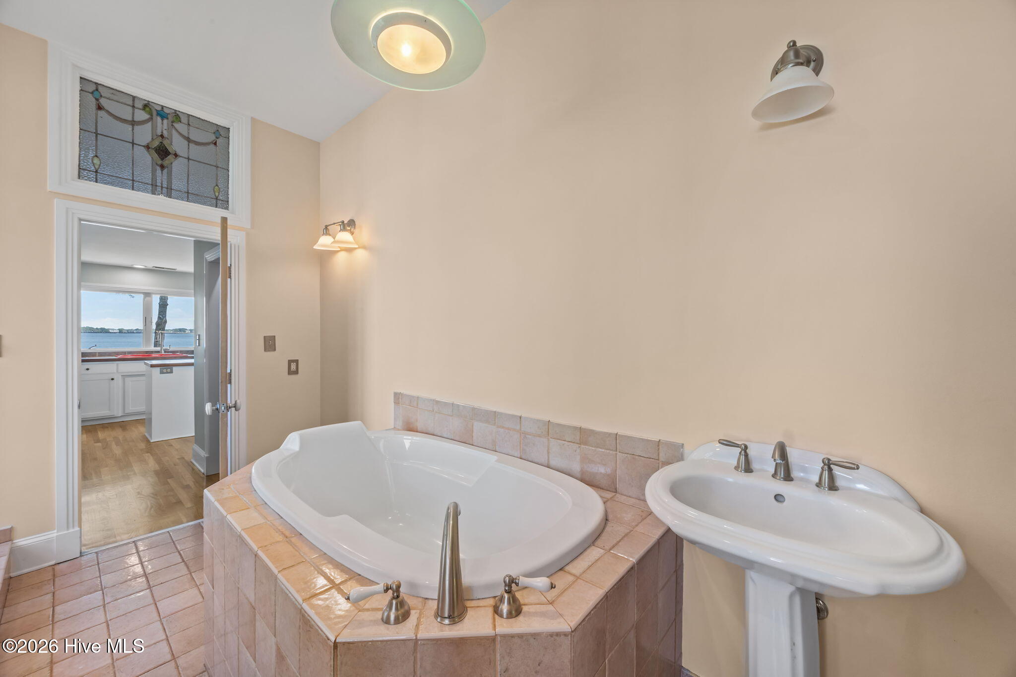 401 Harbor Drive Property Photo 30