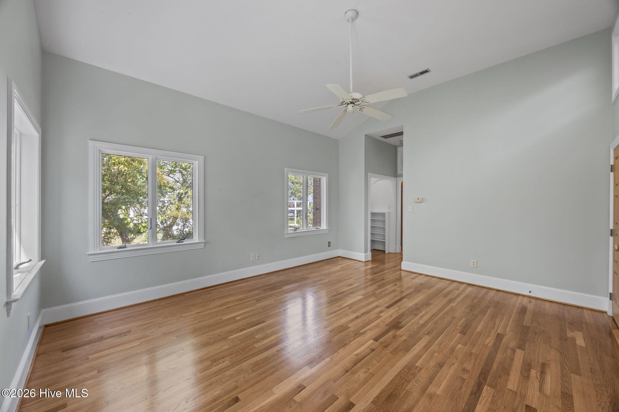 401 Harbor Drive Property Photo 33