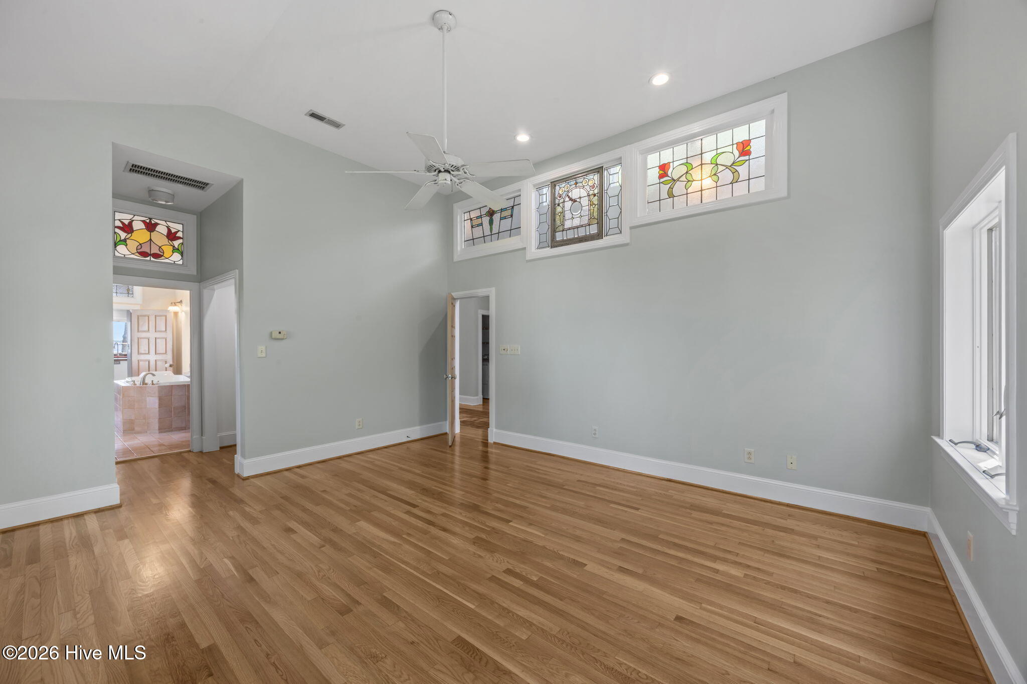 401 Harbor Drive Property Photo 34