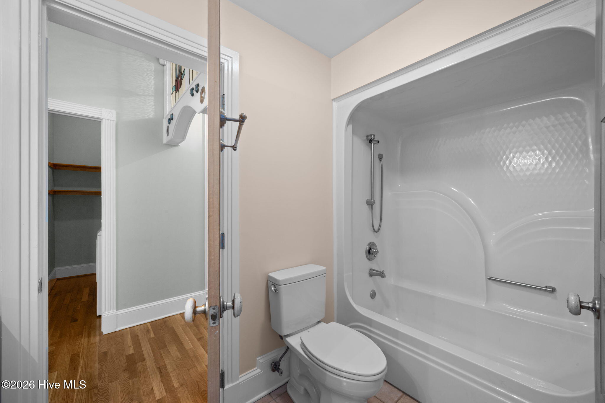 401 Harbor Drive Property Photo 37