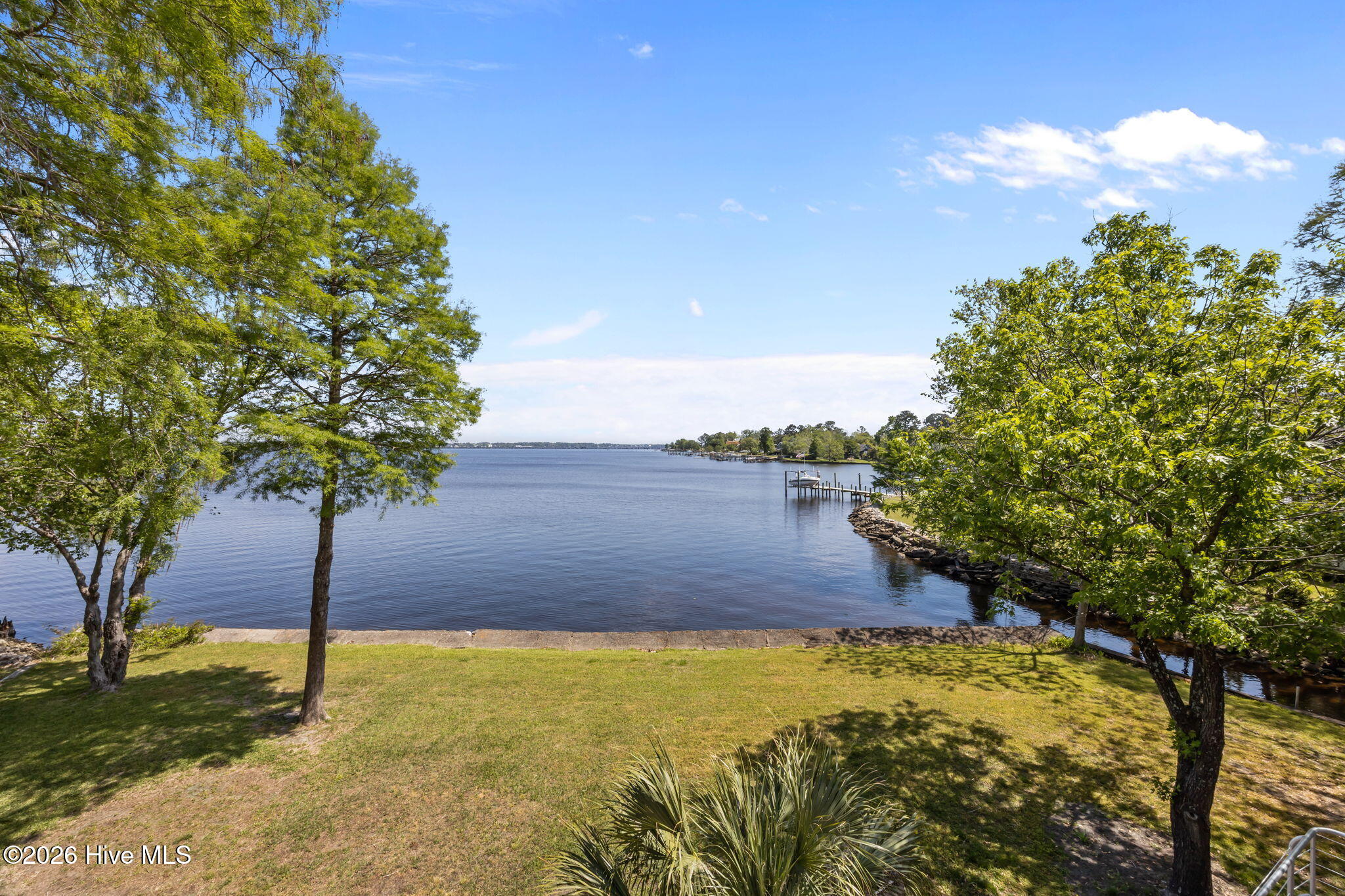 401 Harbor Drive Property Photo 44