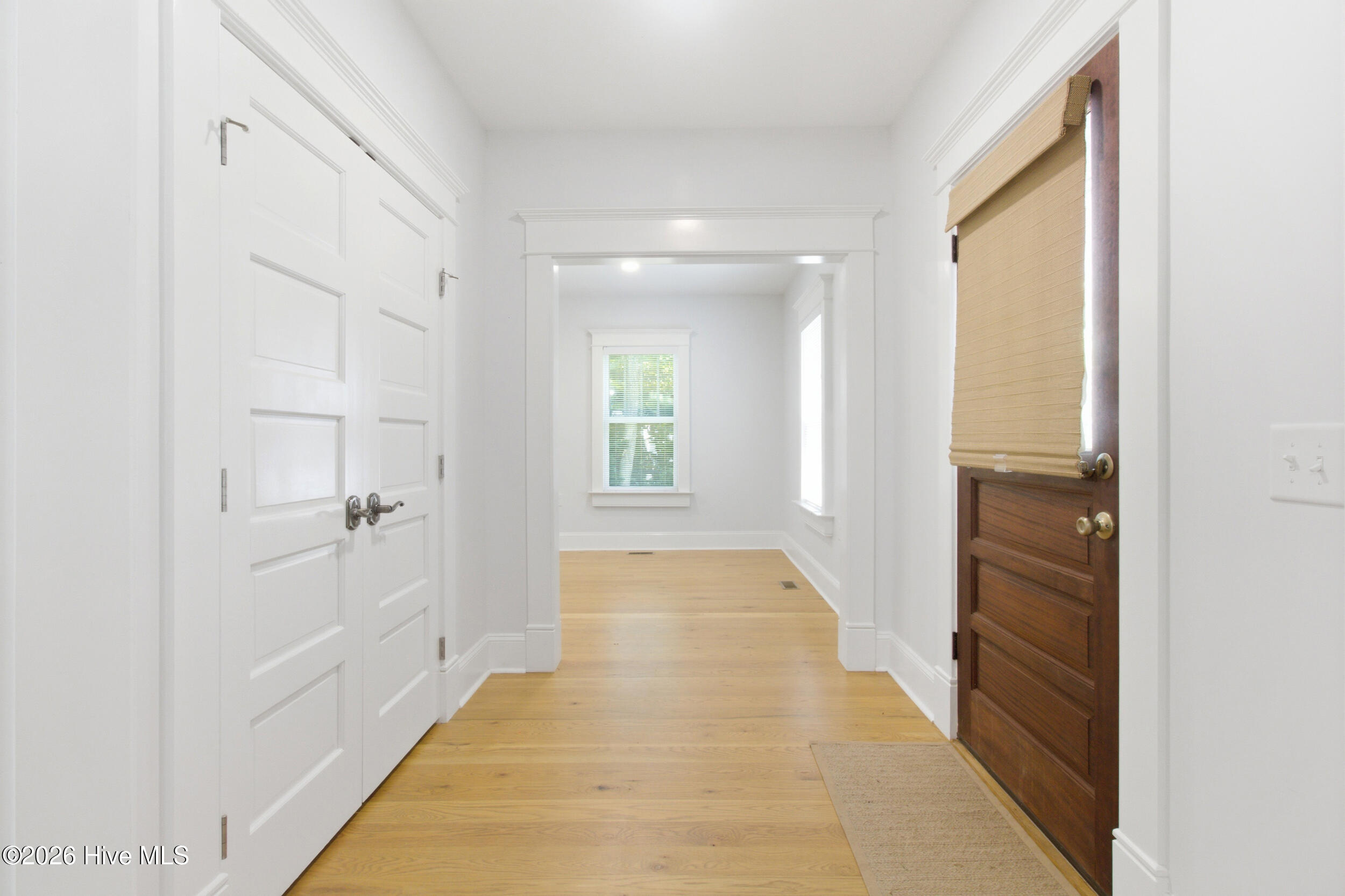 404 Avenue C Property Photo 8