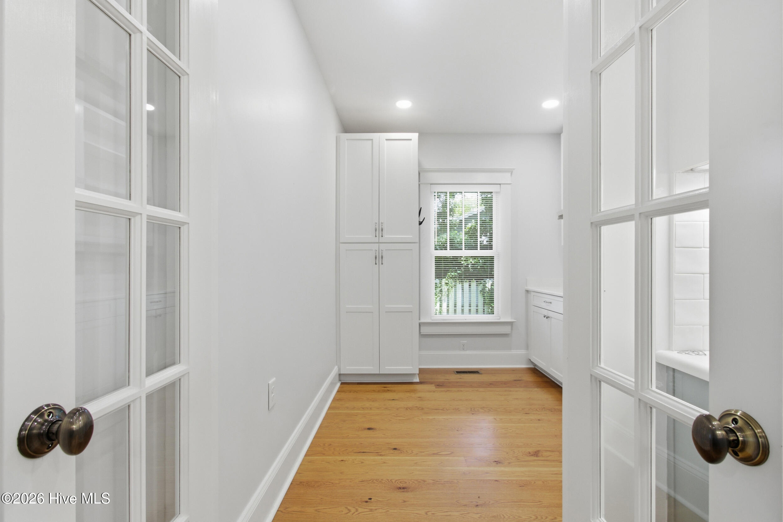 404 Avenue C Property Photo 11