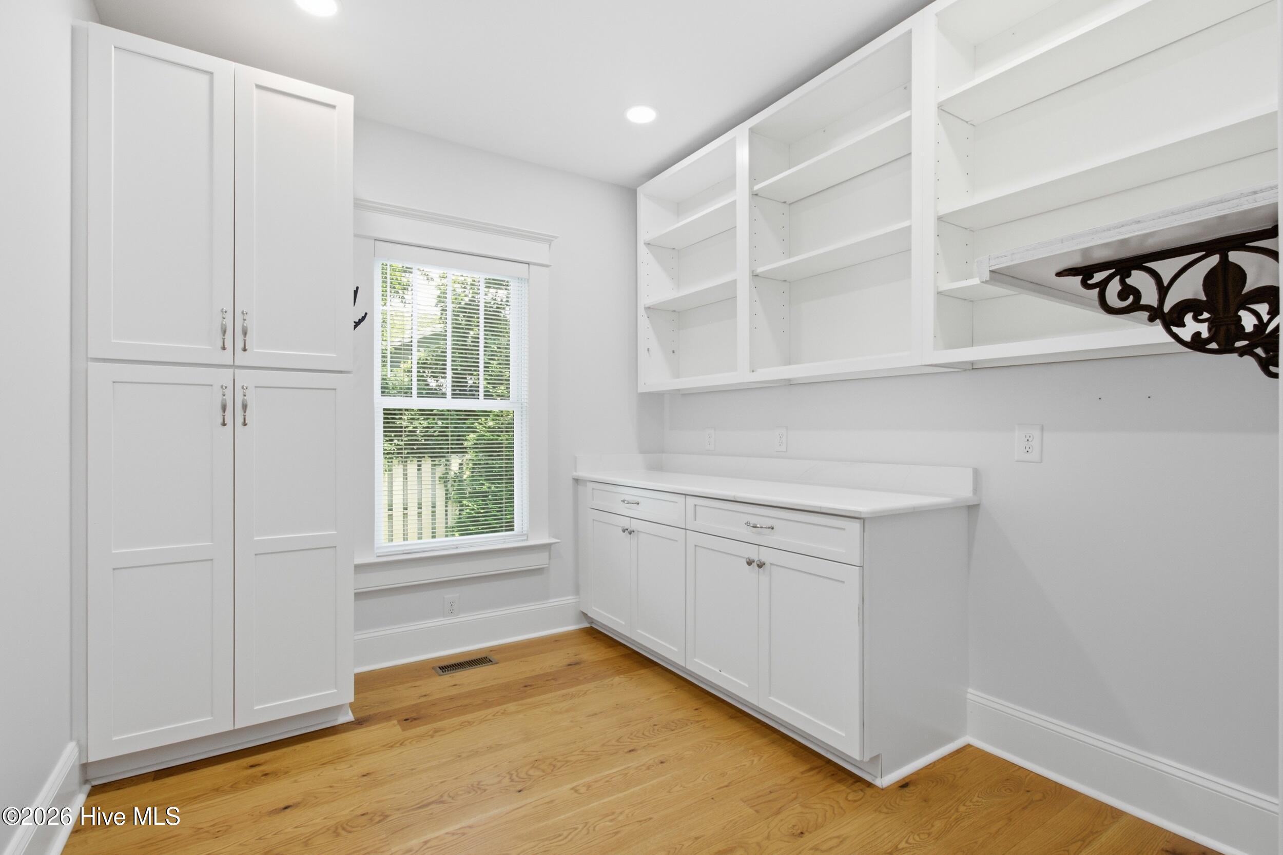 404 Avenue C Property Photo 12
