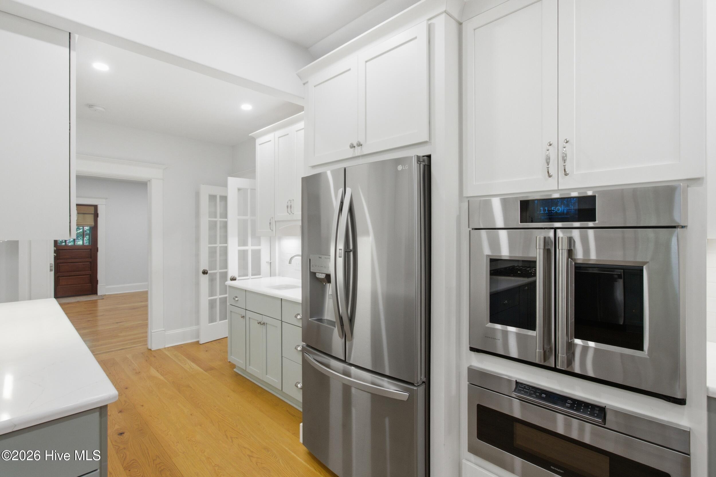 404 Avenue C Property Photo 21