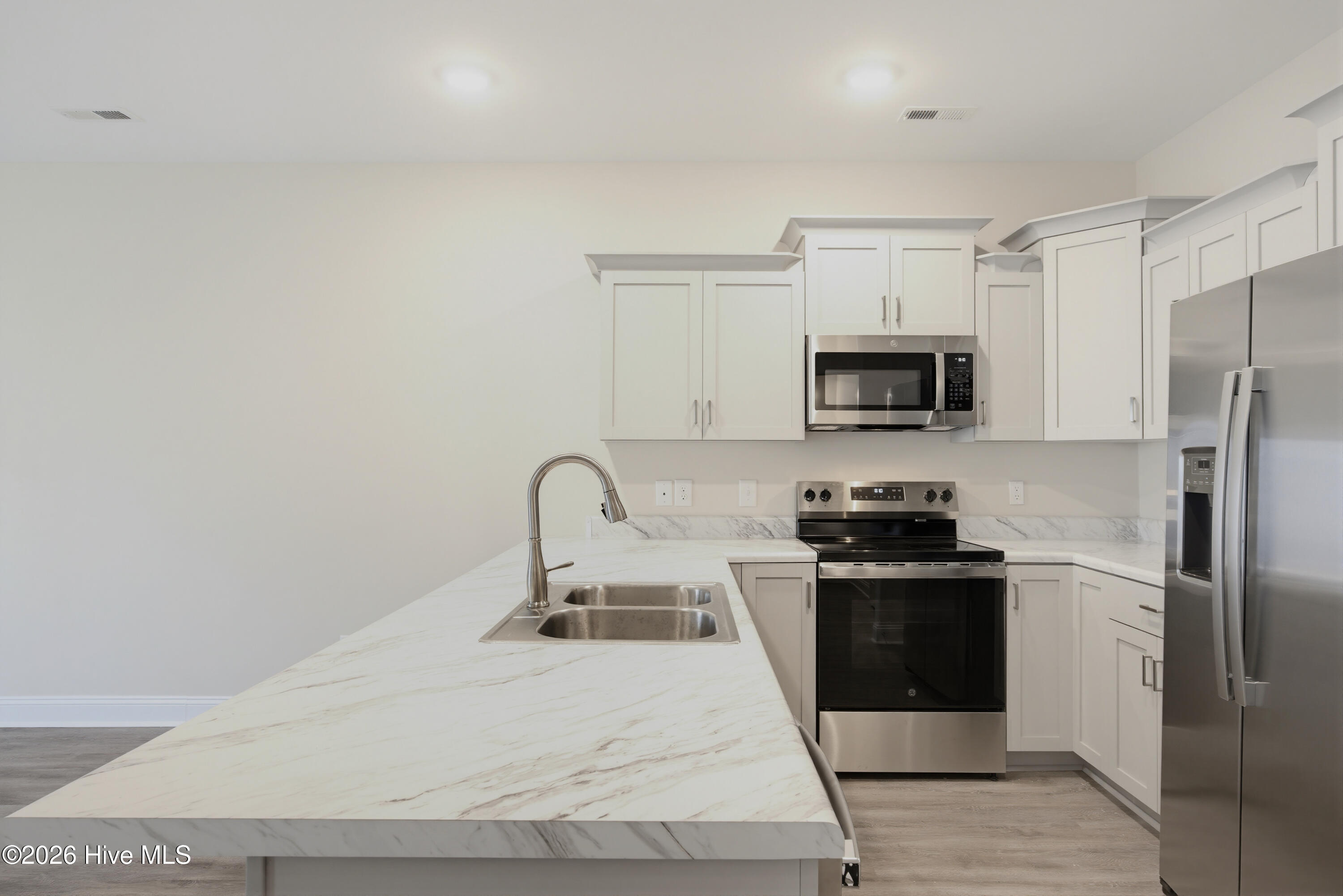 208 Sandpiper Place Property Photo 9