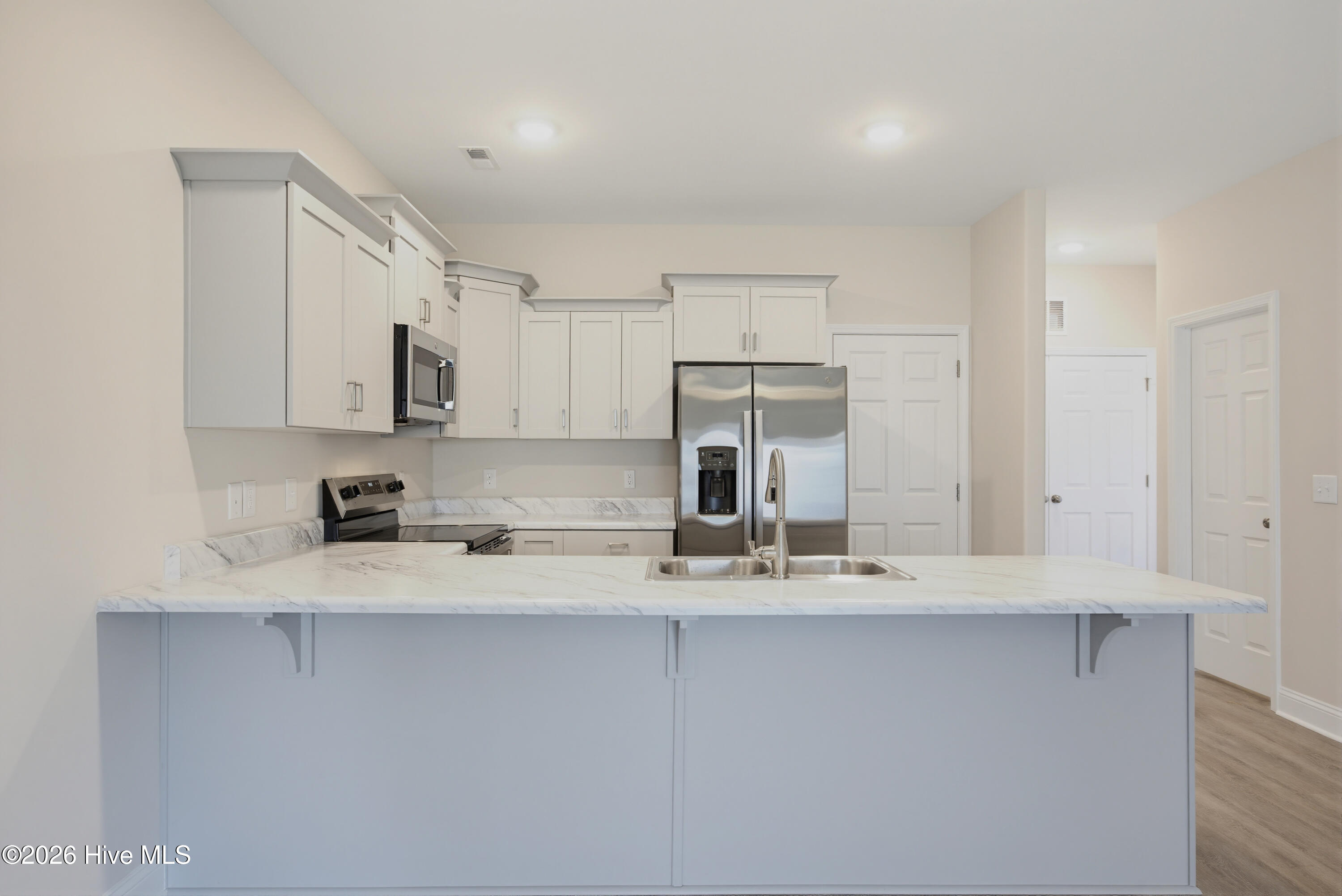208 Sandpiper Place Property Photo 10