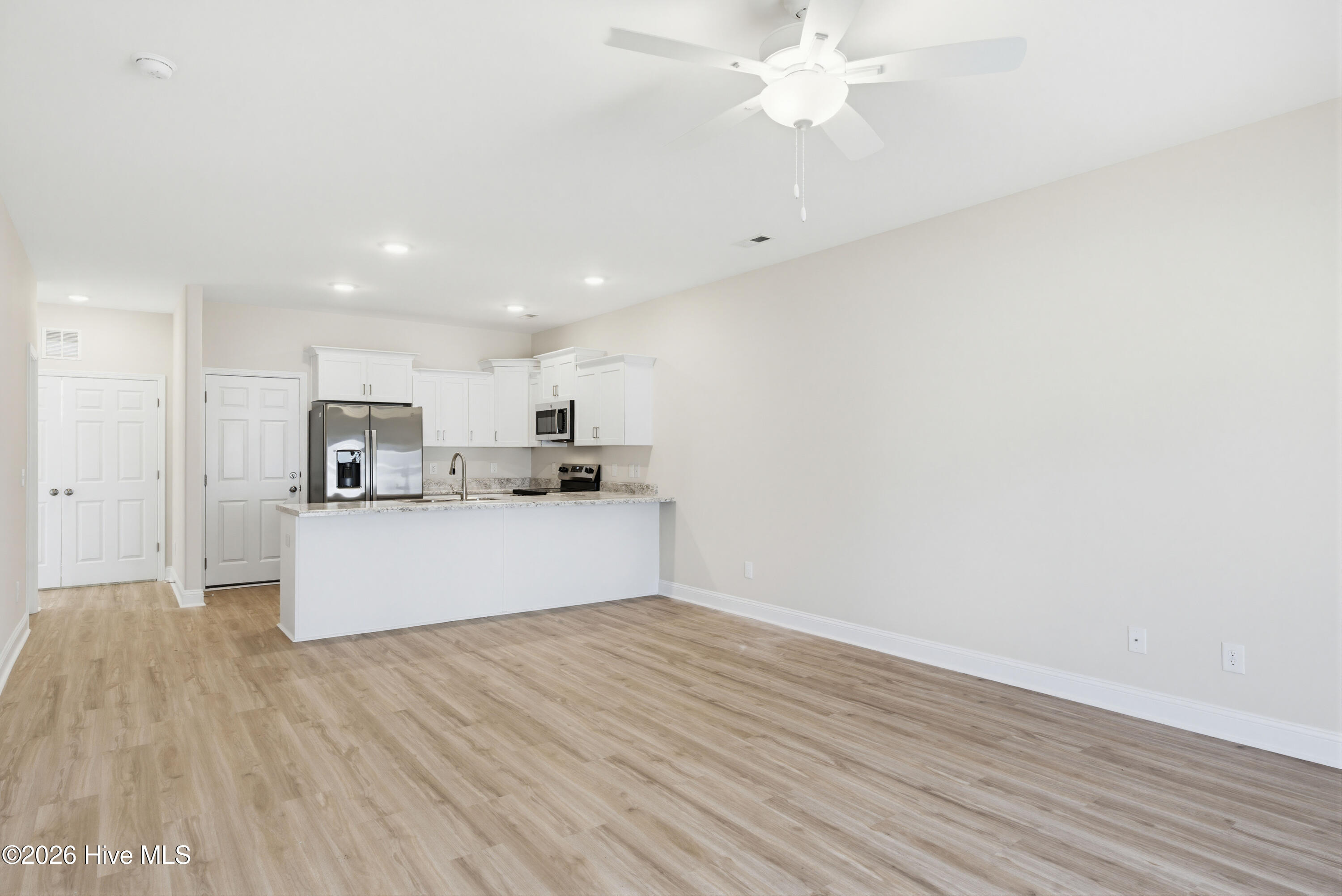 210 Sandpiper Place Property Photo 6
