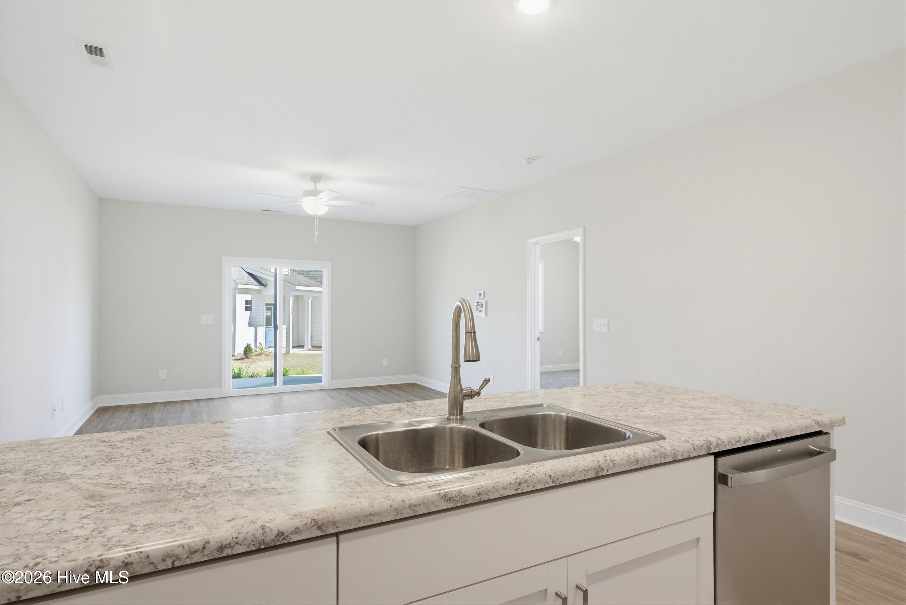 210 Sandpiper Place Property Photo 9