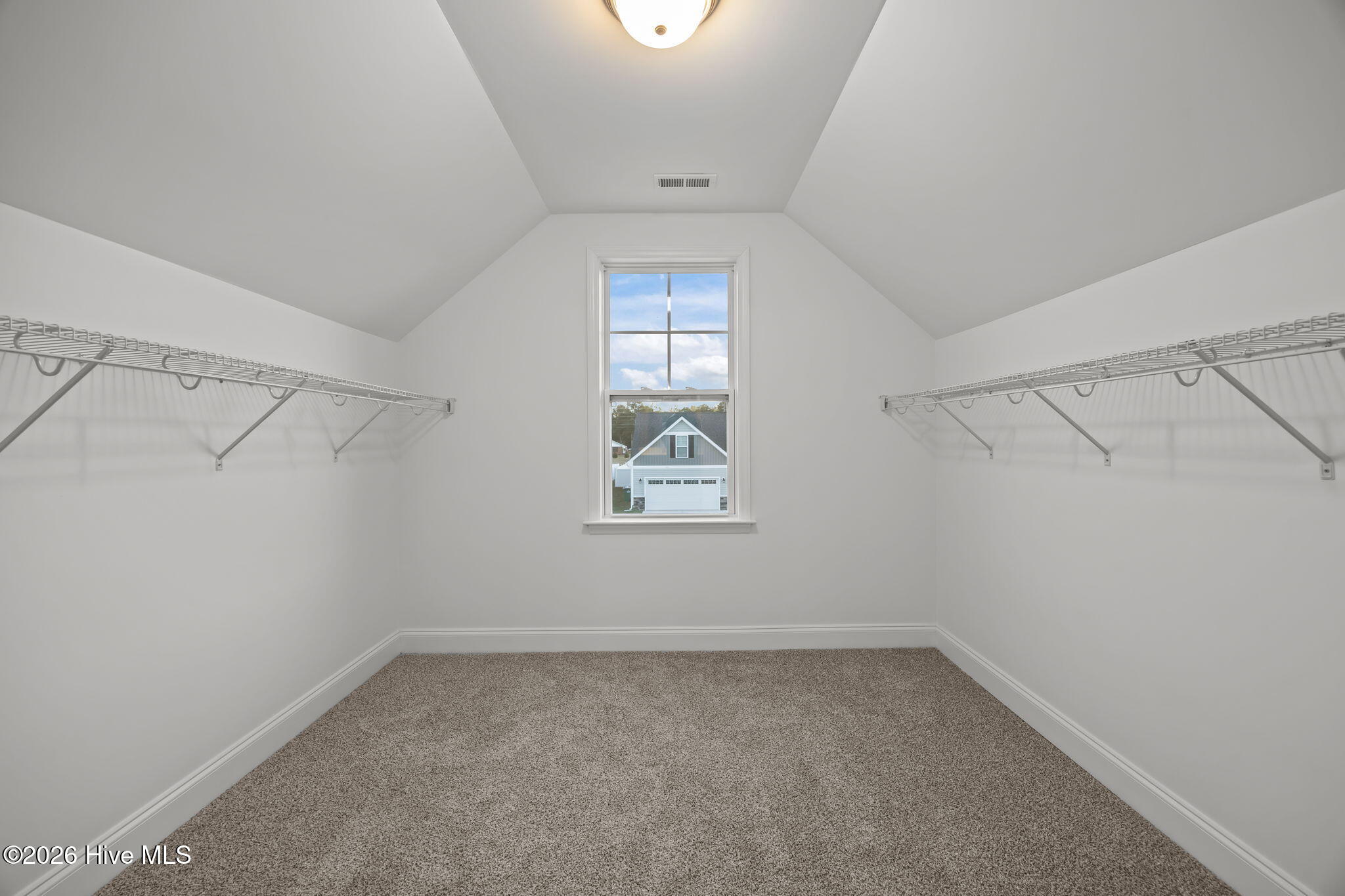 332 Gerbera Court Property Photo 31